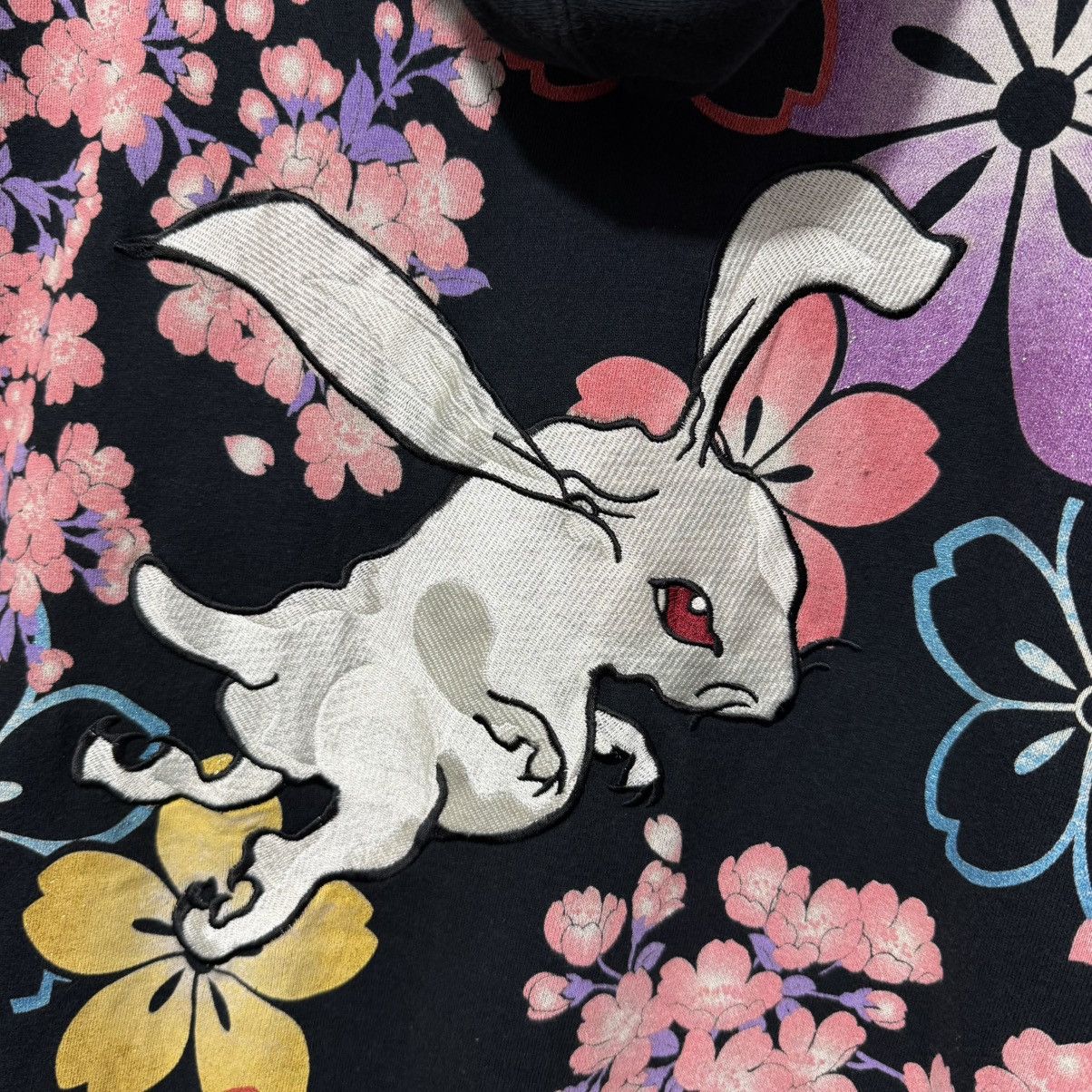 Fugutaiten karakuri tamashii rabbits floral ziphoodie