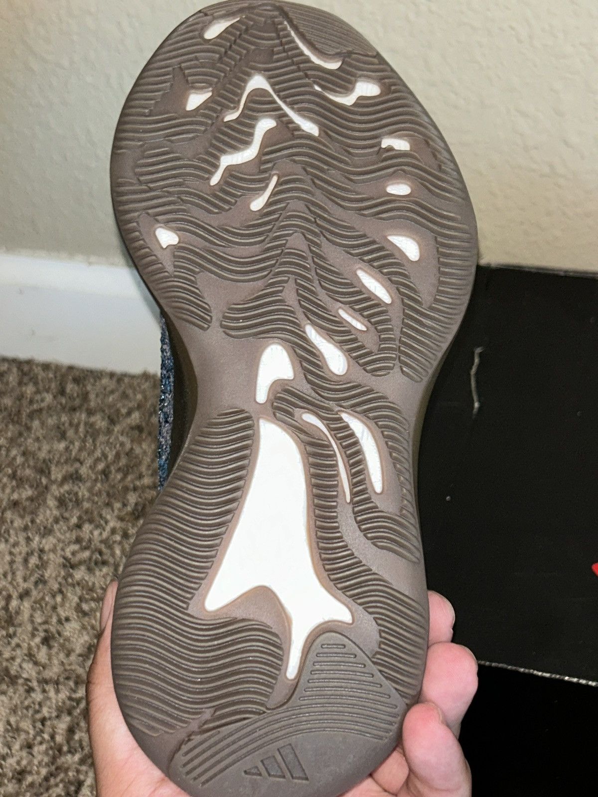 Yeezy Yeezy Boost 380 Covellite Size US 5.5 / IT 35.5 - 5 Thumbnail