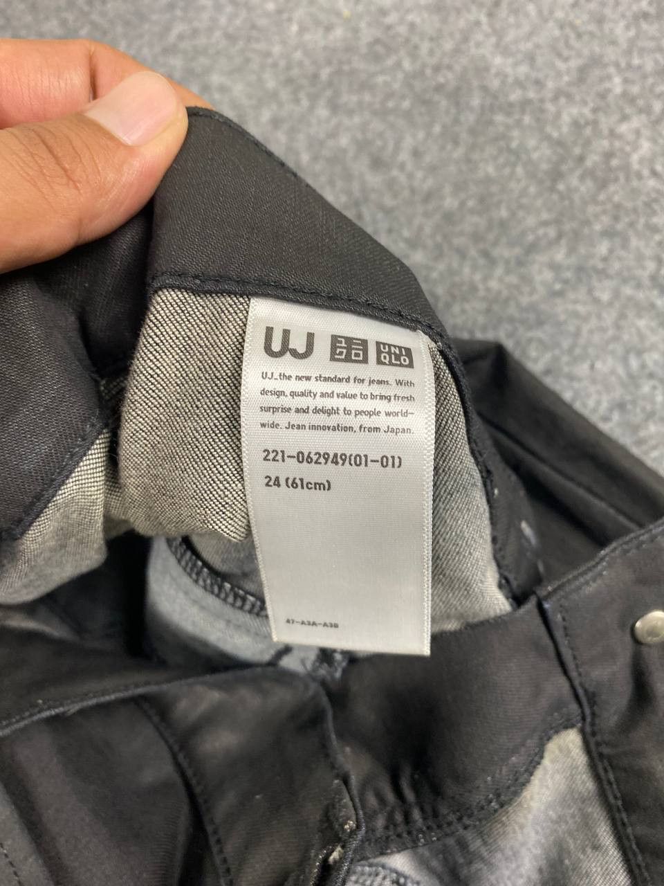 Japanese Brand uniqlo skinny fit tapered middle rise bondage style denim Size US 30 / EU 46 - 11 Thumbnail