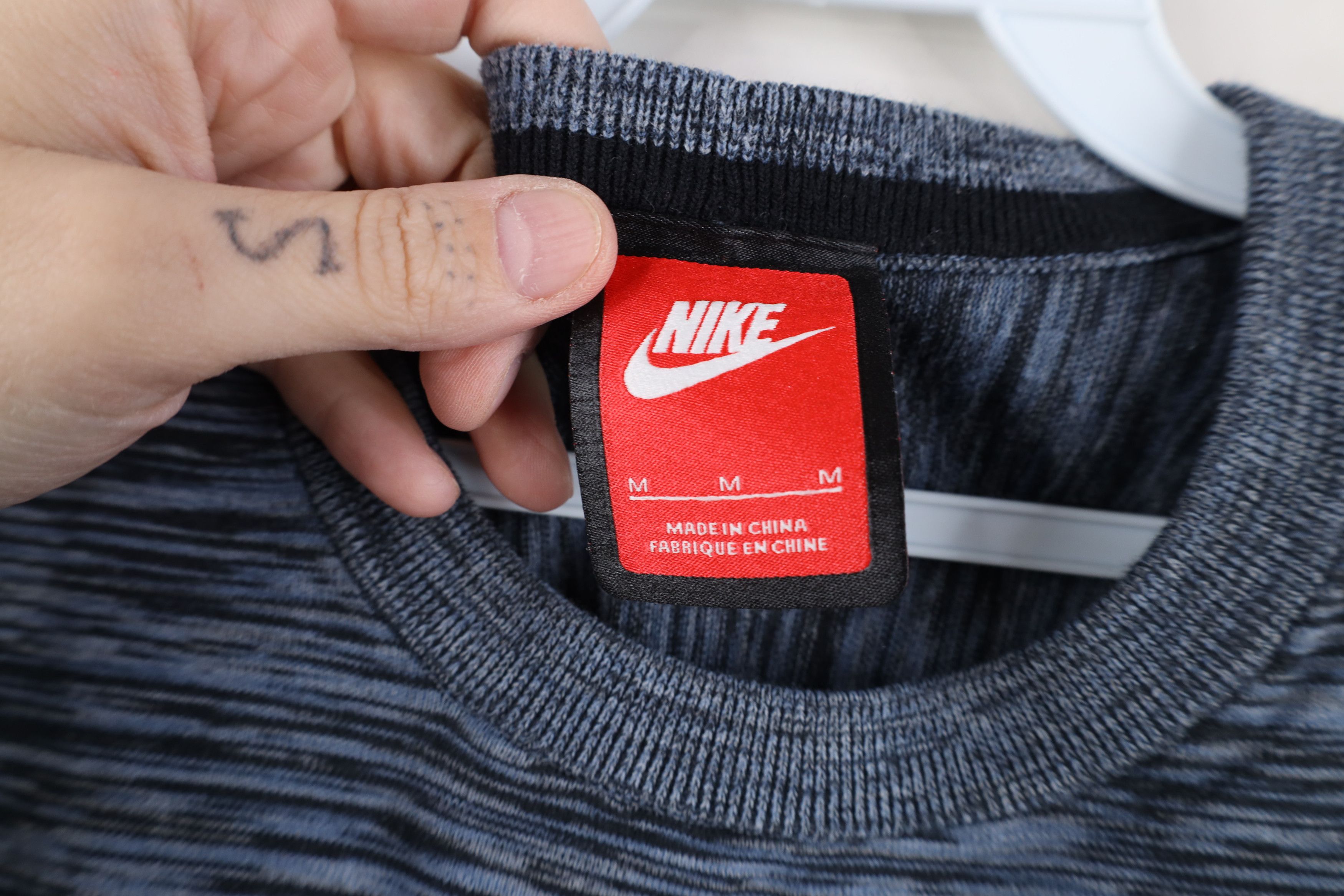 Nike Nike Sportswear Spell Tech Knit Short Sleeve Pocket T-Shirt Size US M / EU 48-50 / 2 - 10 Thumbnail