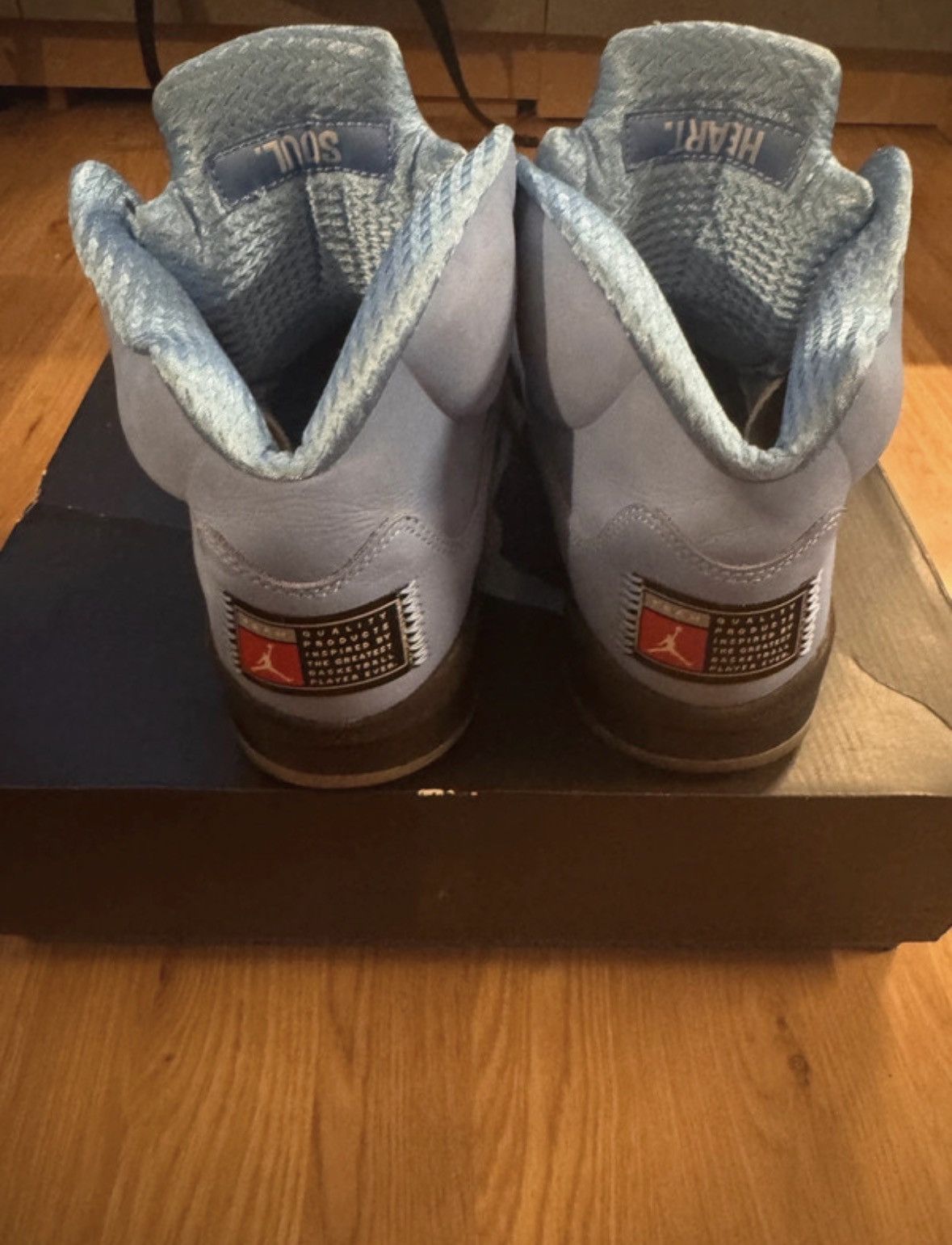 Jordan Brand Jordan 5 UNC Blue Size US 9.5 / EU 42-43 - 3 Thumbnail