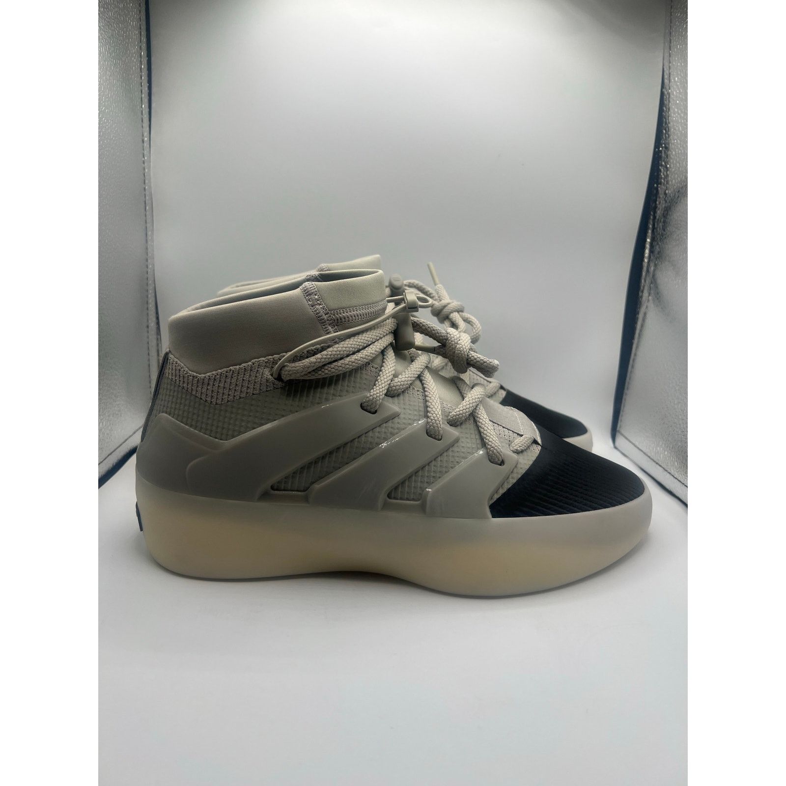 Adidas Fear Of God Athletics x Adidas I BASKETBALL “Sesame Carbon” Size US 8.5 / EU 41-42 - 3 Thumbnail