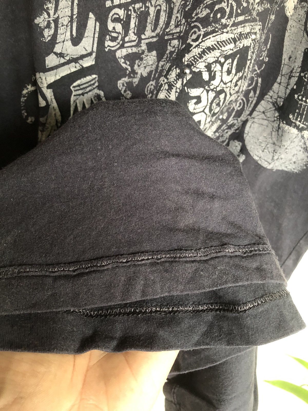Affliction × Vintage Vintage Y2K DKNY Affliction Tshirts Size US L / EU 52-54 / 3 - 11 Thumbnail