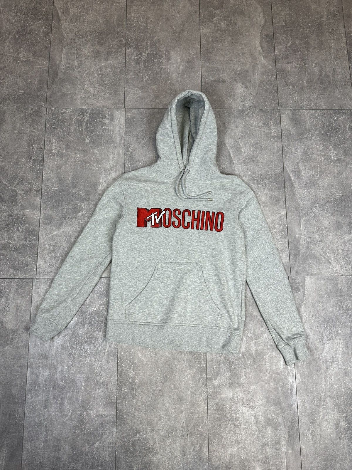 H&m x moschino discount hoodie