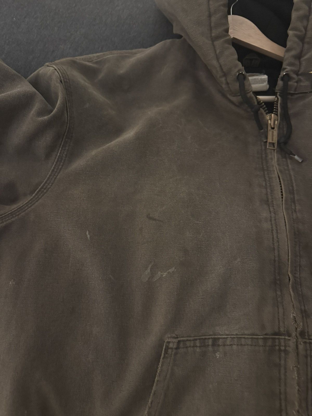 Carhartt Carhartt J130CHT Thrashed, Beat, Worked in Size US XL / EU 56 / 4 - 7 Thumbnail