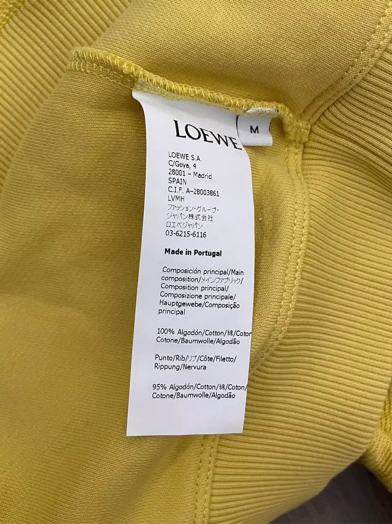 Loewe loewe Yellow anti-piercing embroidered large logo round-nec Size US M / EU 48-50 / 2 - 6 Thumbnail