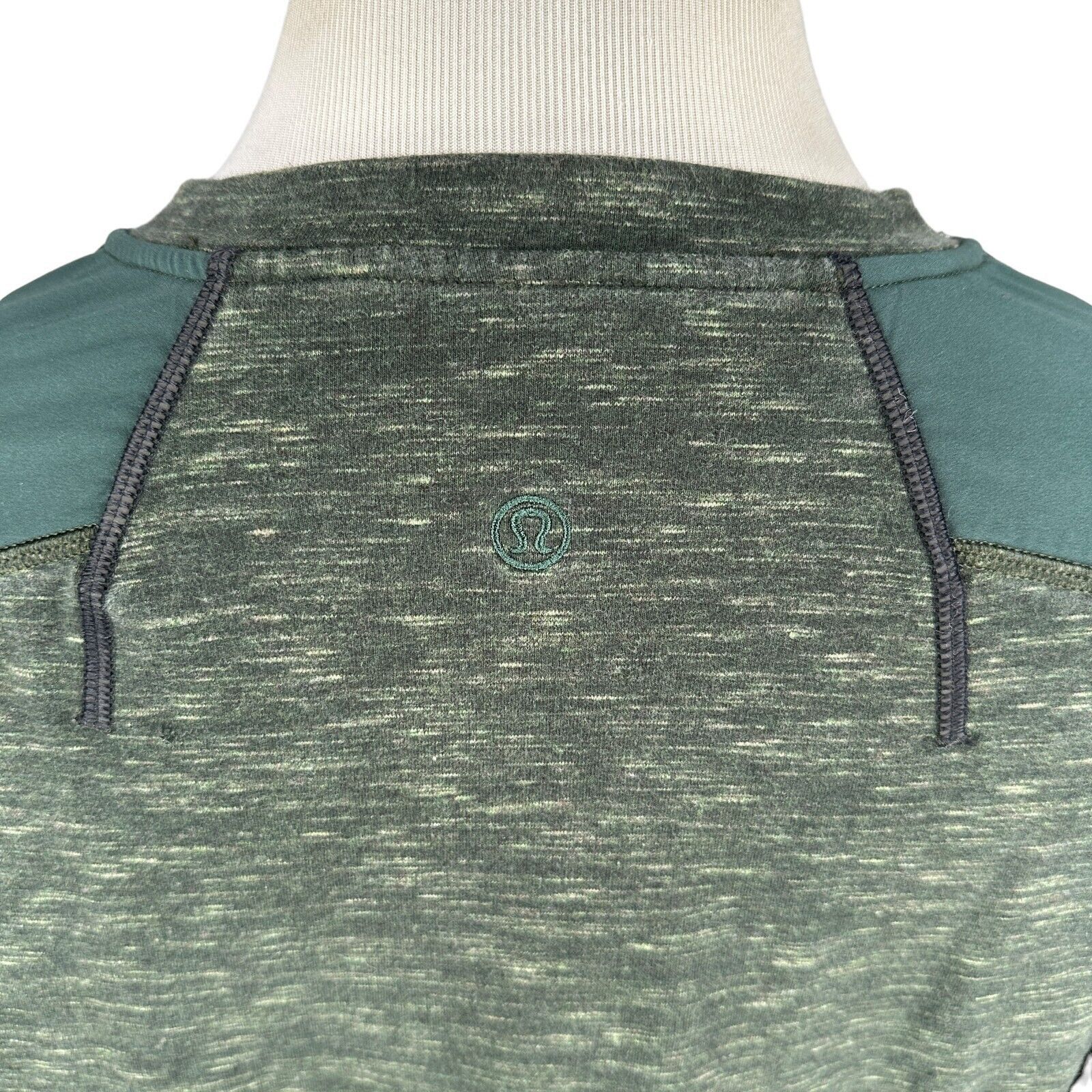 Lululemon Lululemon Sweatshirt Mens XL Heathered Green V-Neck Pullover Size US XL / EU 56 / 4 - 5 Thumbnail