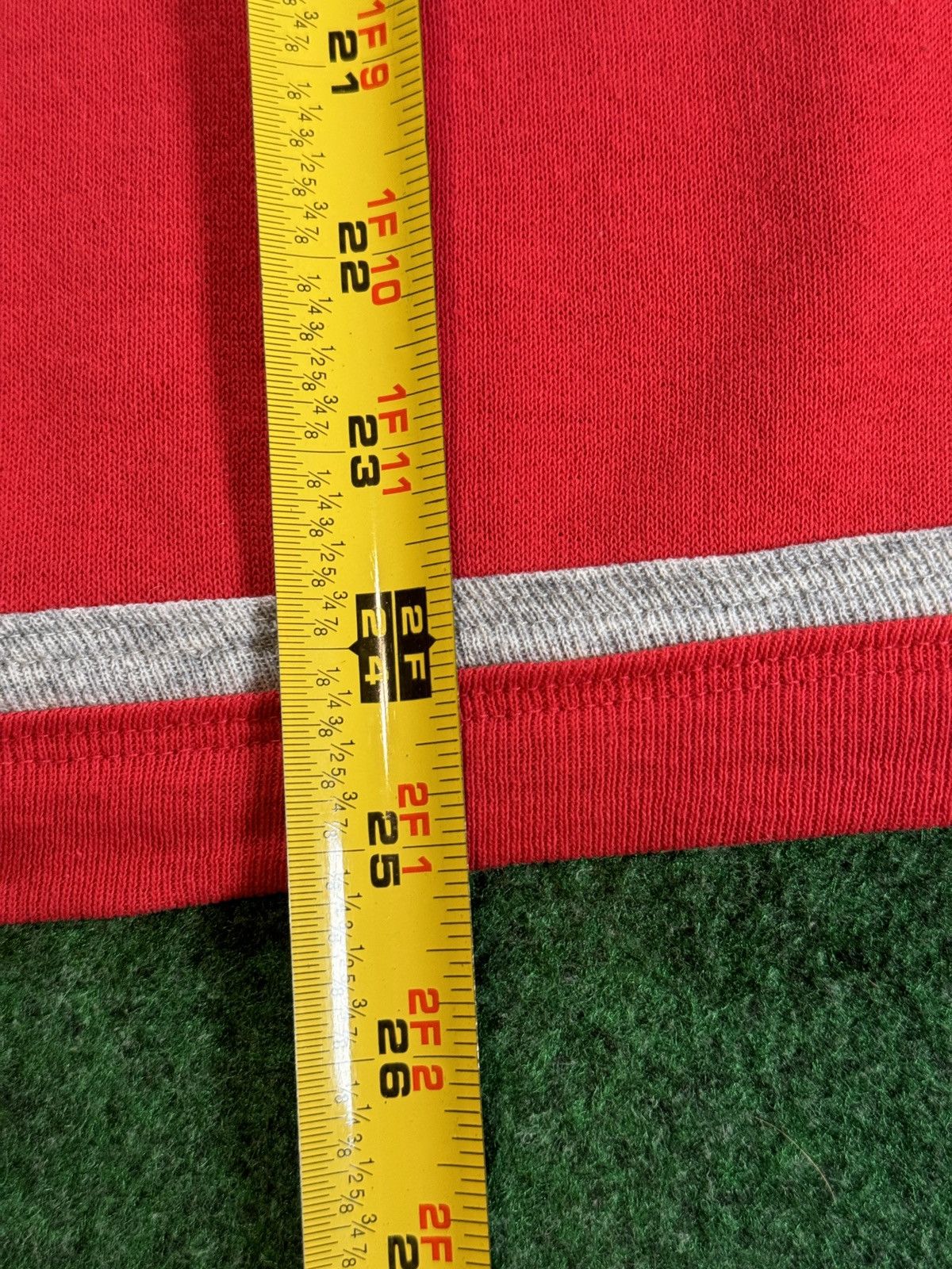 Nutmeg × Vintage Vintage 90s Nutmeg Mills San Fransisco 49ers Med Sweatshirt Size US M / EU 48-50 / 2 - 8 Thumbnail