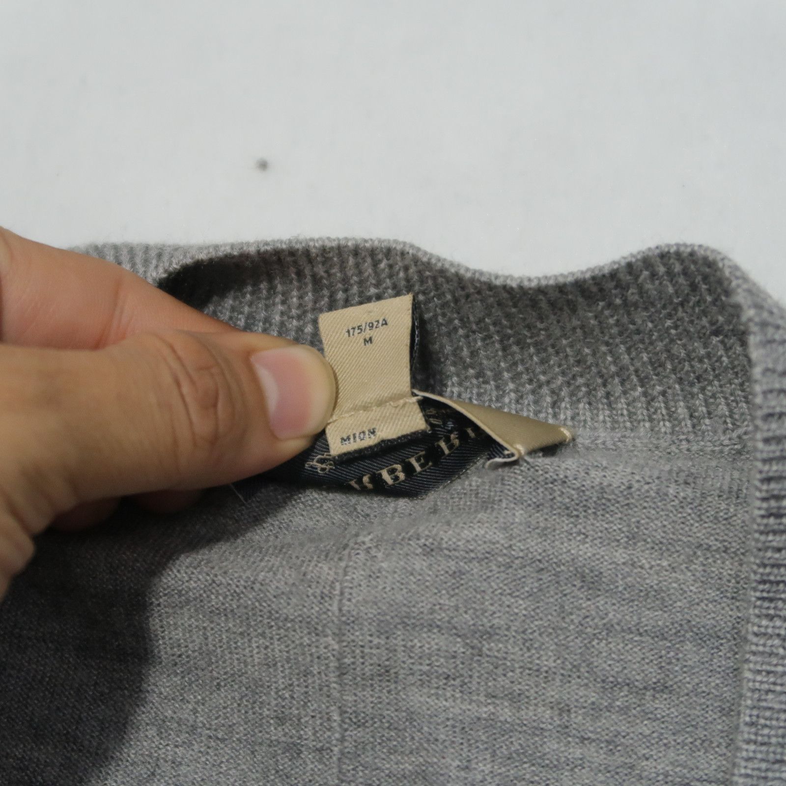 Burberry Burberry Nova Check Wool Patch Detail Distressed Cardigan Size US L / EU 52-54 / 3 - 5 Thumbnail