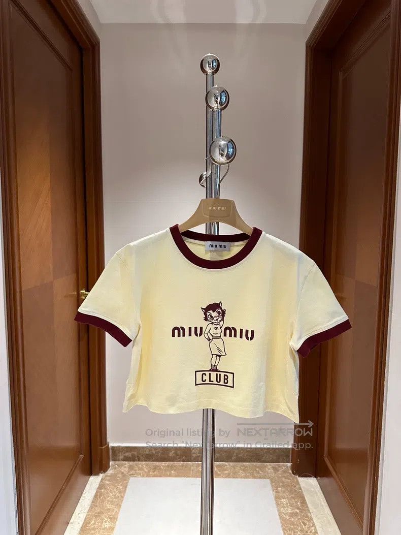 Miu Miu Miu Miu Size XS short sleeves Size XS / US 0-2 / IT 36-38 - 1 Thumbnail