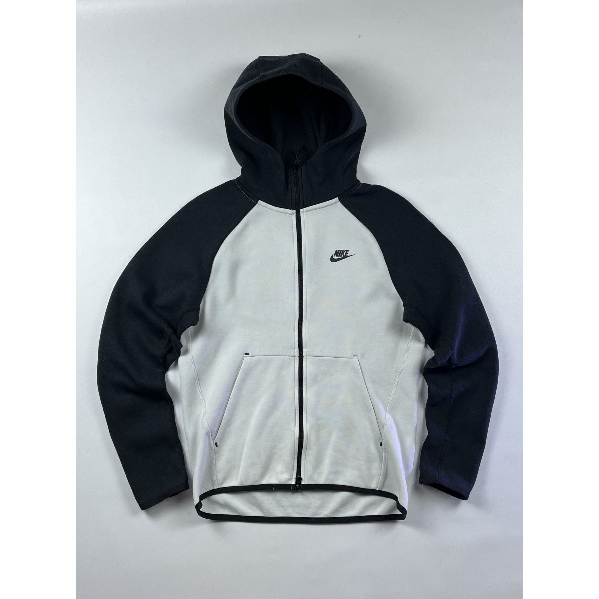 Nike Tech Fleece Full-Zip Hoodie XS Black White