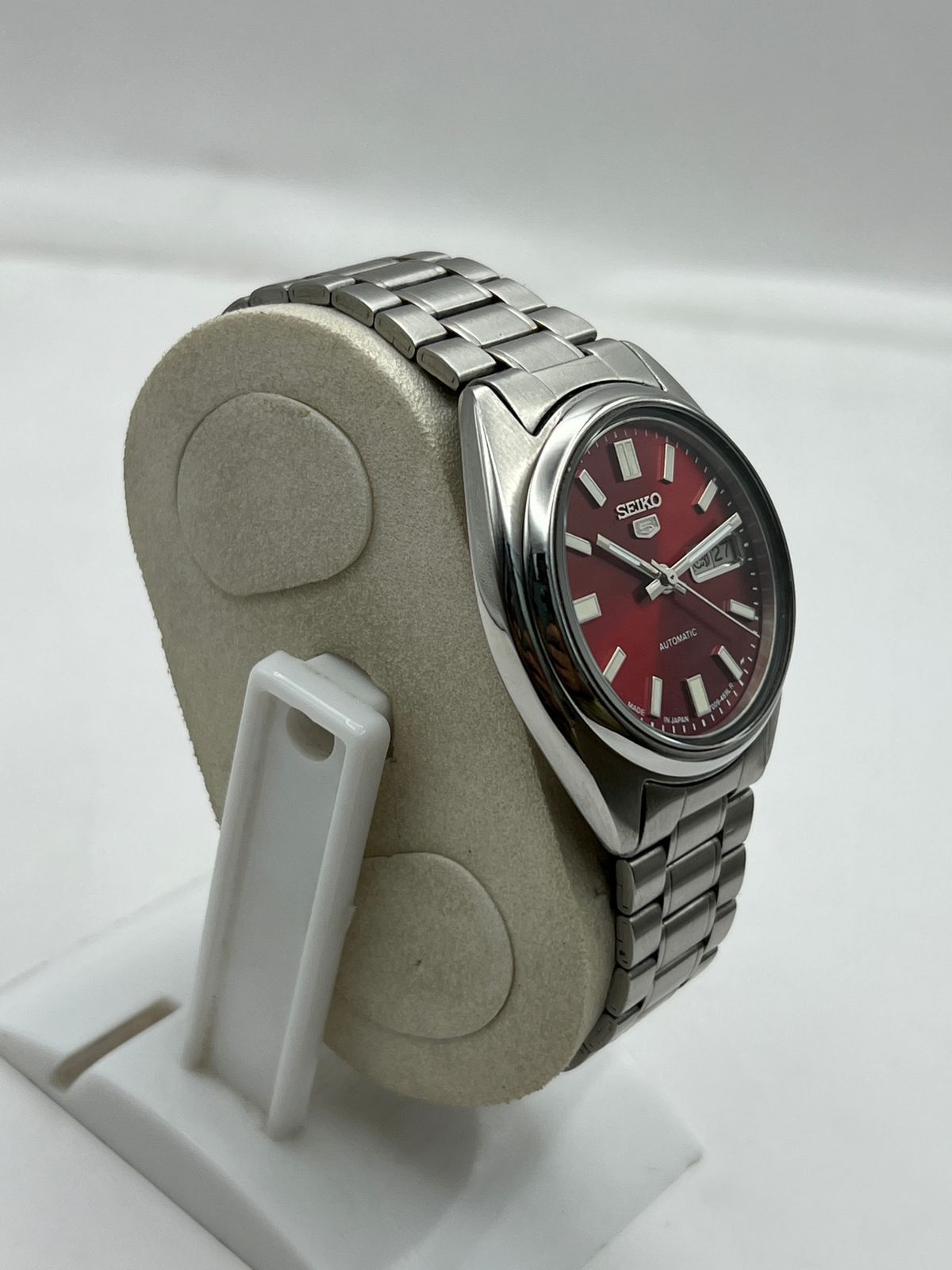 Seiko SEIKO 5 SNXS79 RED DIAL AUTOMATIC 21 JEWELS MEN’S WRISTWATCH Size 36 - 4 Thumbnail