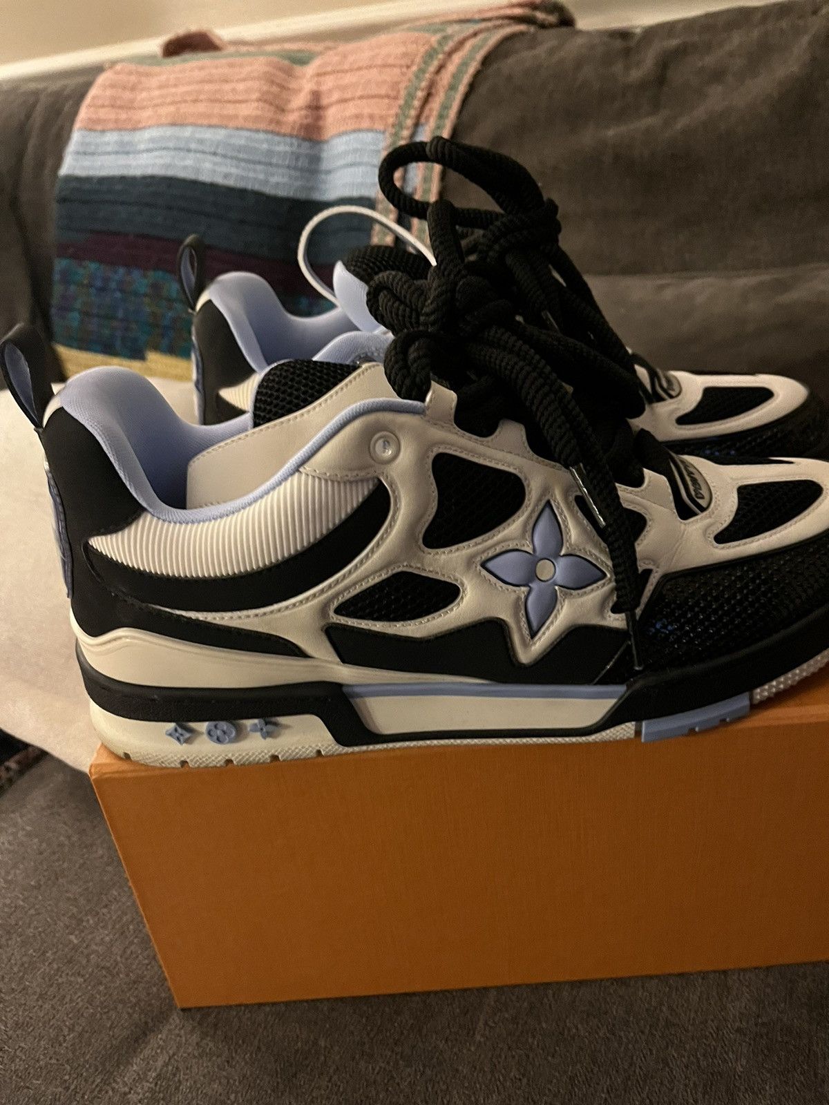 Designer LV Skate Sneaker Size US 12 / EU 45 - 4 Thumbnail