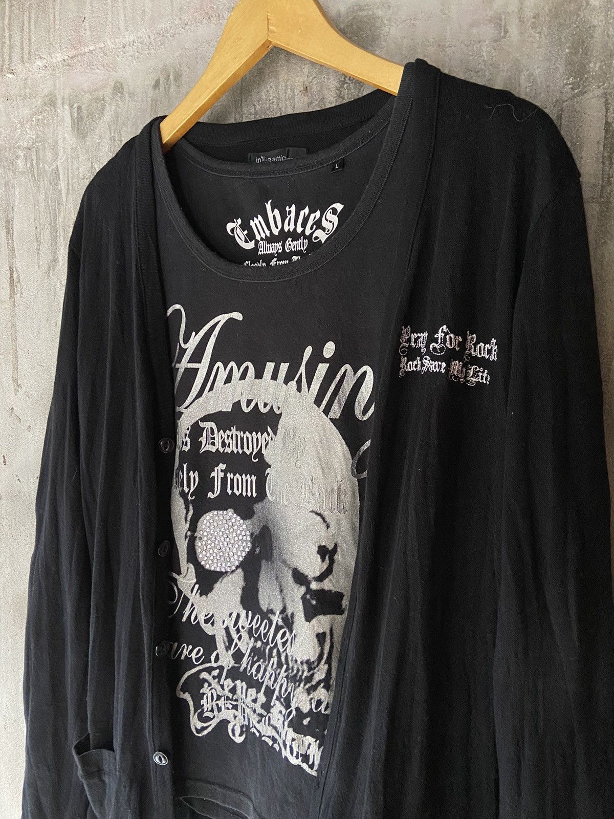 In The Attic IN THE ATTIC KNIT 2 IN 1 EMBARES SKULL TEE Size US M / EU 48-50 / 2 - 2 Thumbnail
