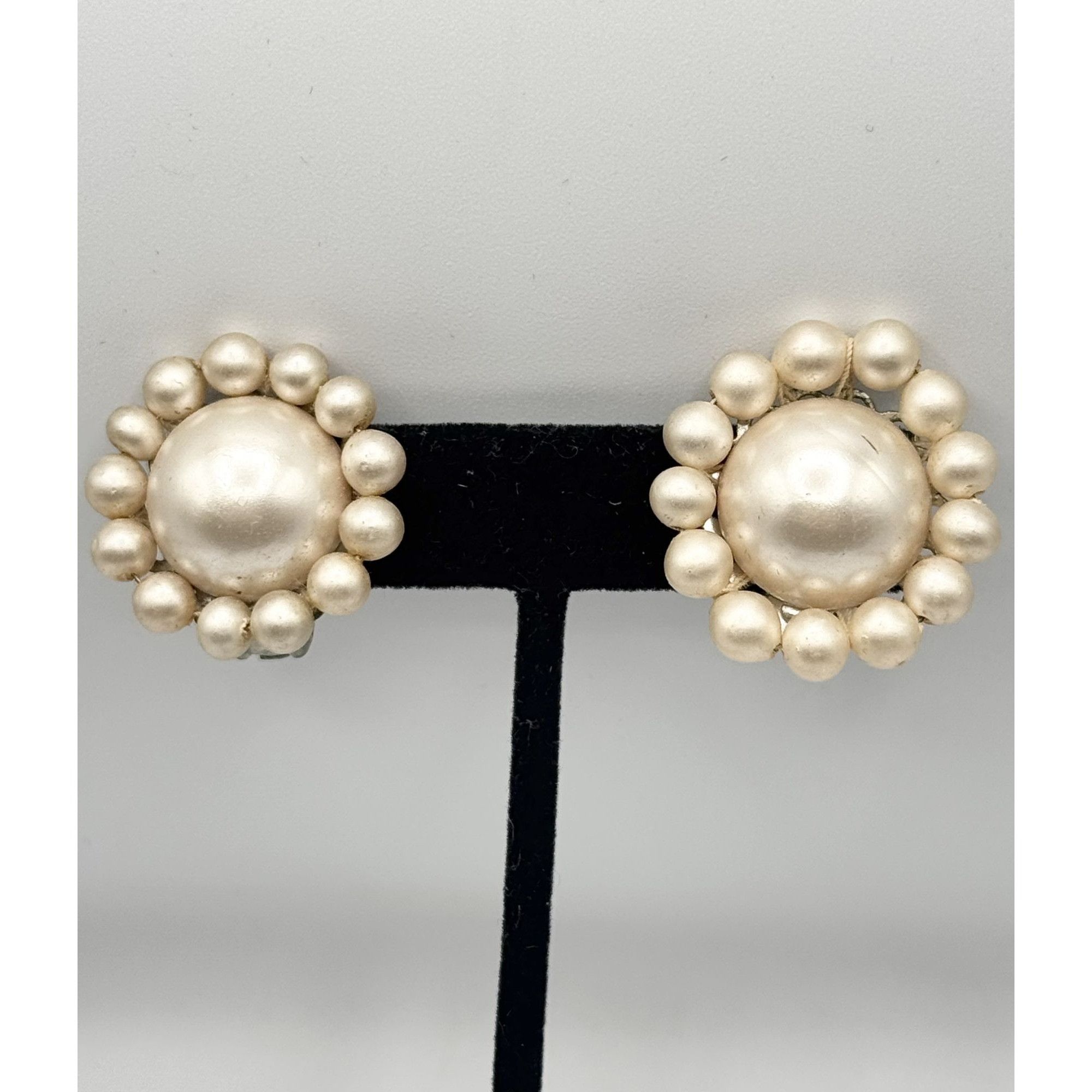 Vintage Vintage faux pearl flower Japan earrings Size ONE SIZE - 2 Thumbnail