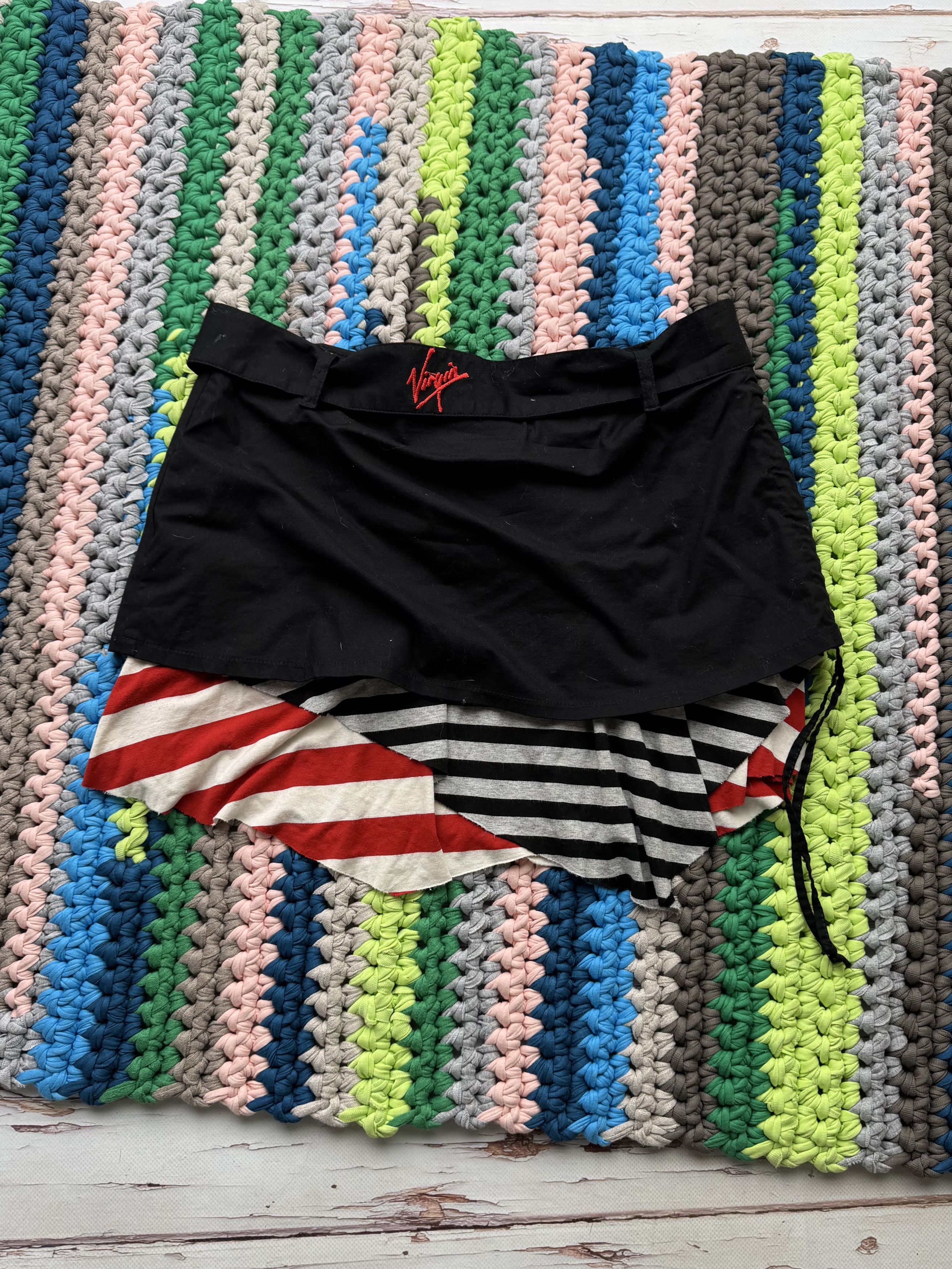 Vintage Vintage Mini Skirt With Belt (ET1) Size 30" / US 8 / IT 44 - 5 Thumbnail