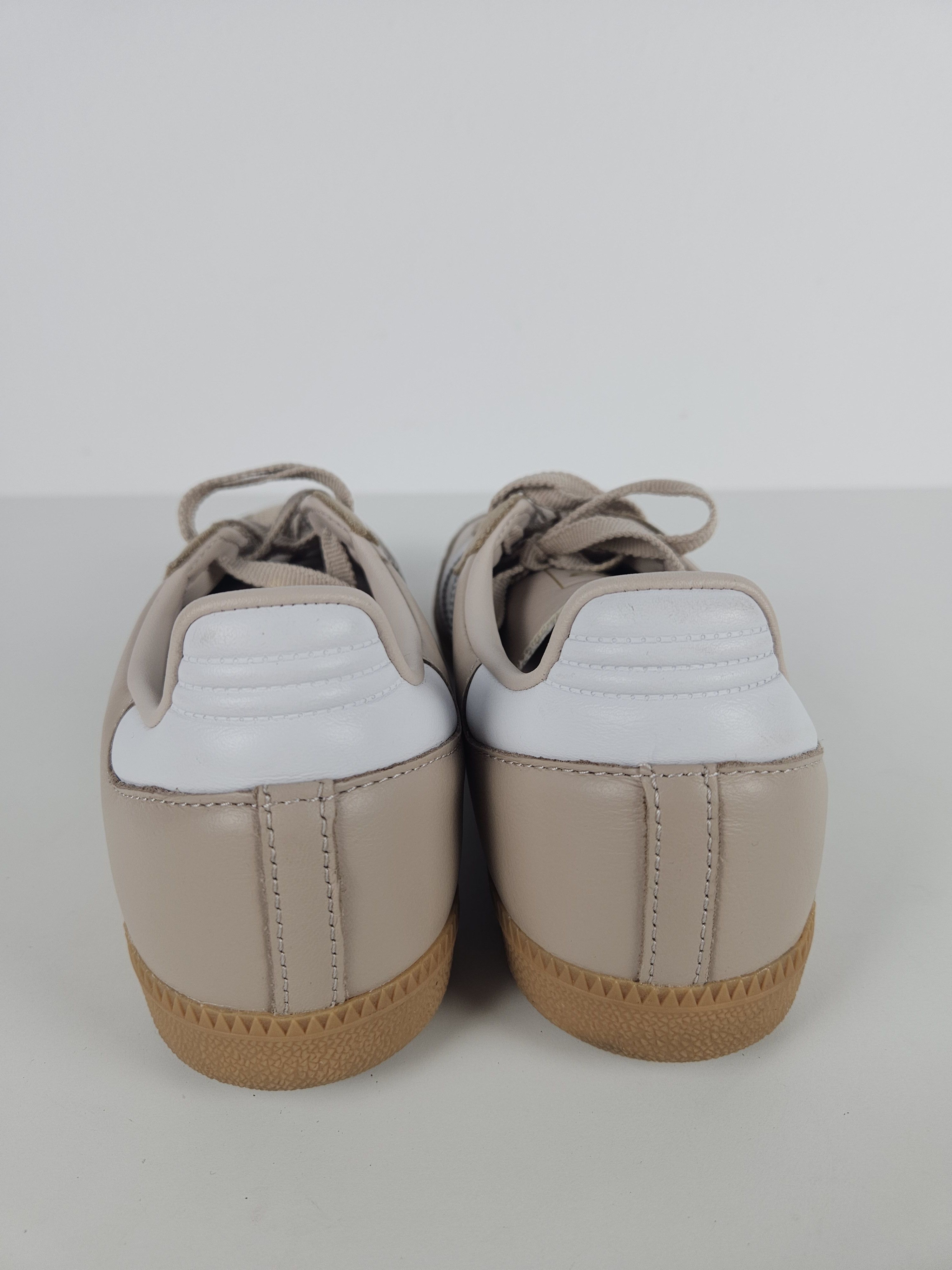 Adidas adidas Samba OG Wonder Taupe Size US 9.5 / EU 42-43 - 22 Thumbnail