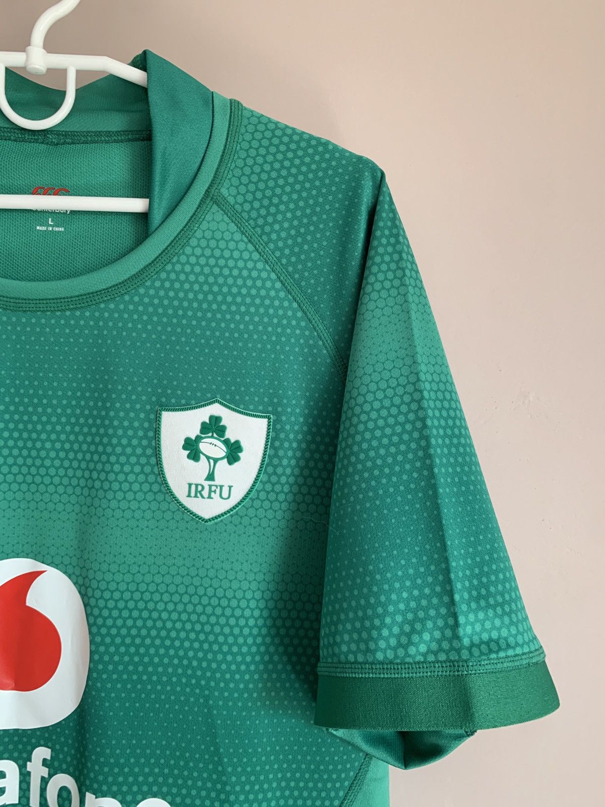 Canterbury of New Zealand Ireland Home Rugby Union Shirt Canterbury Jersey Size L Size US L / EU 52-54 / 3 - 4 Thumbnail