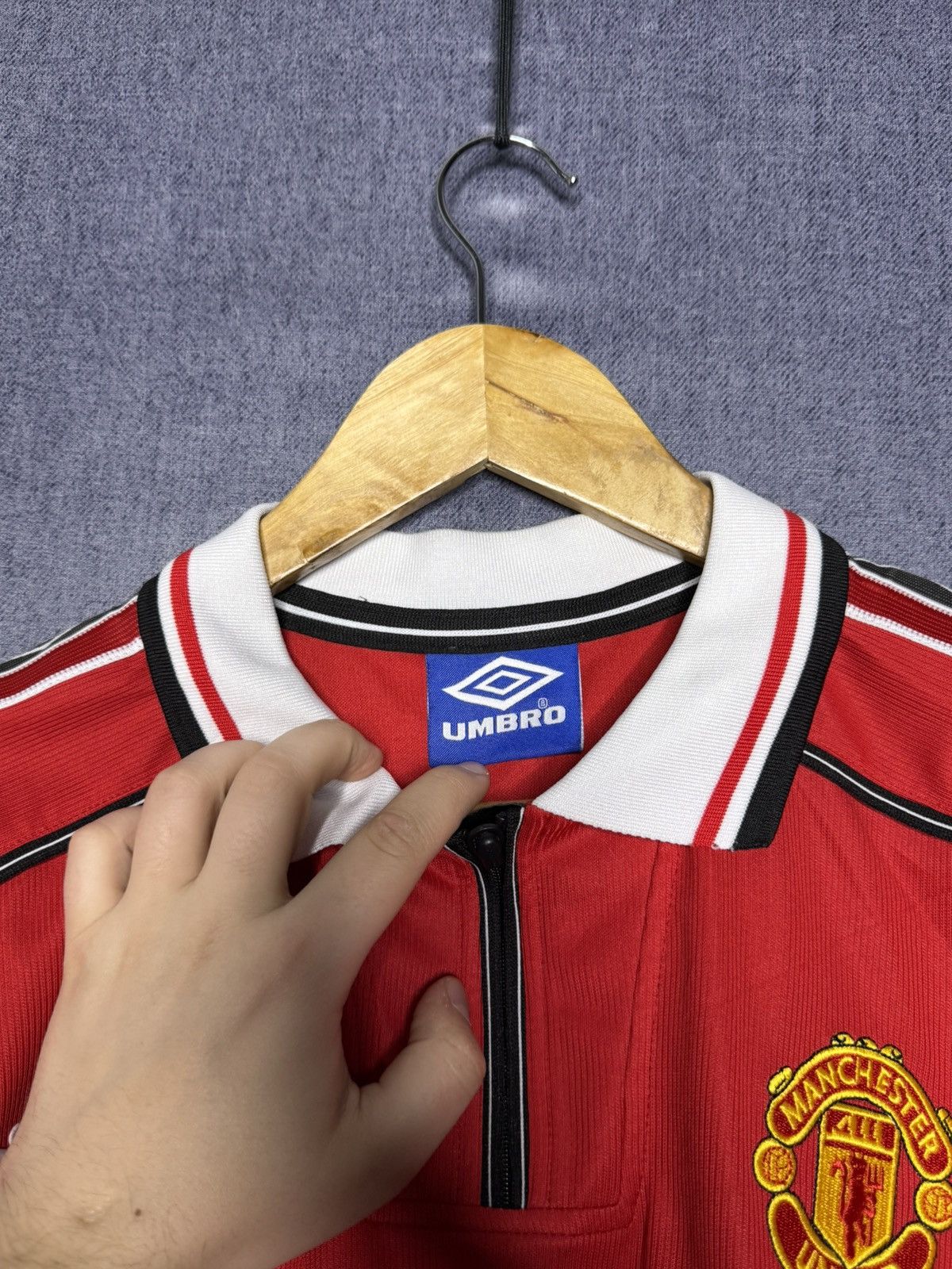 Umbro Beckham#7 Vintage Umbro Manchester United Sharp Jersey Retro Size US M / EU 48-50 / 2 - 12 Thumbnail