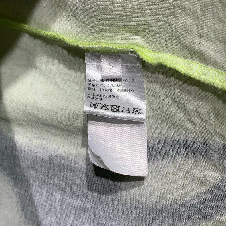 Givenchy Givenchy Green Graffiti Short Sleeve 2506-Nextarrow Size US S / EU 44-46 / 1 - 7 Thumbnail