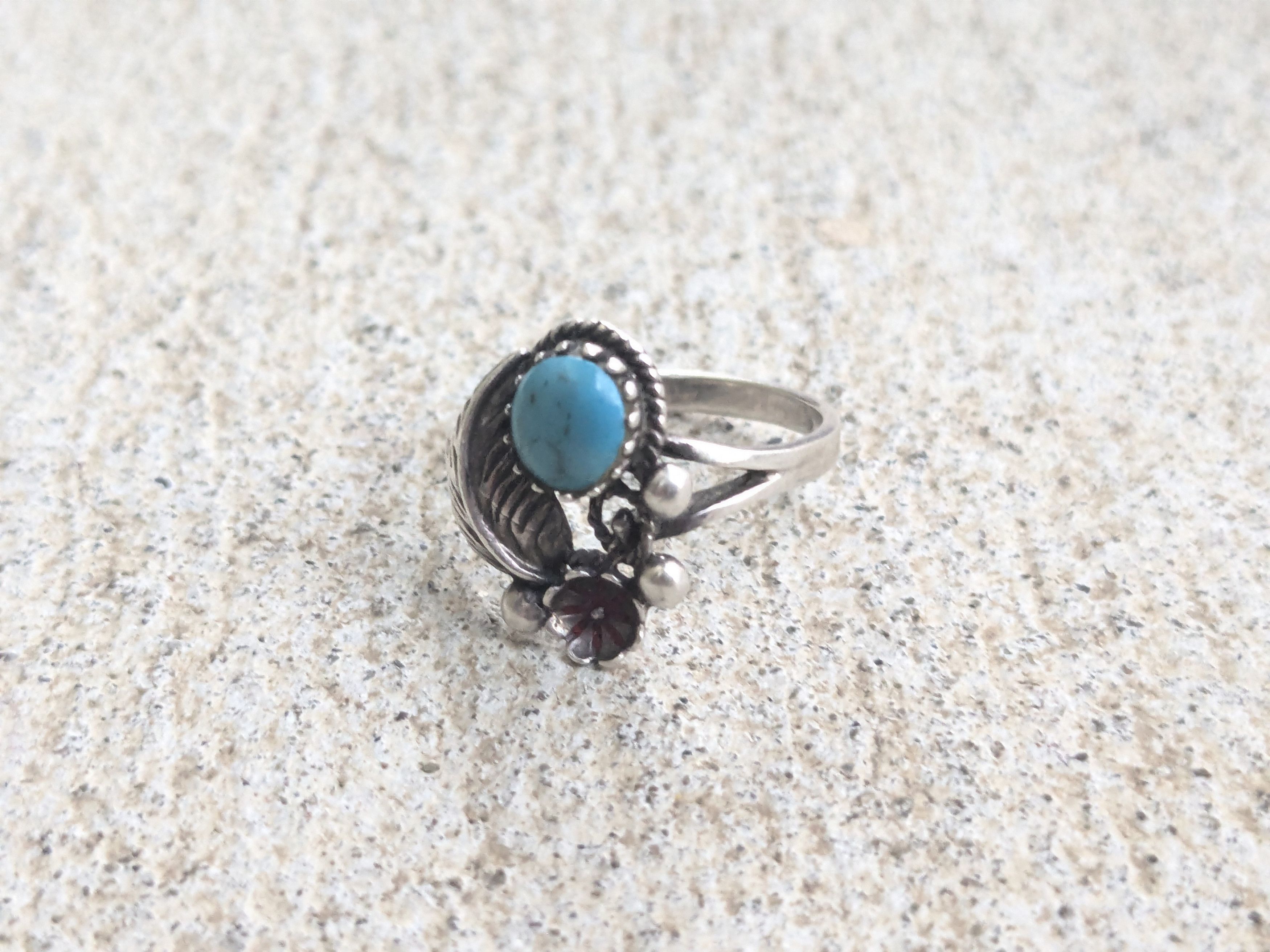 Jewelry × Sterling Silver Vintage Sterling Silver Ring Faux Turquoise 8.5 Navajo Leaf Size ONE SIZE - 4 Thumbnail