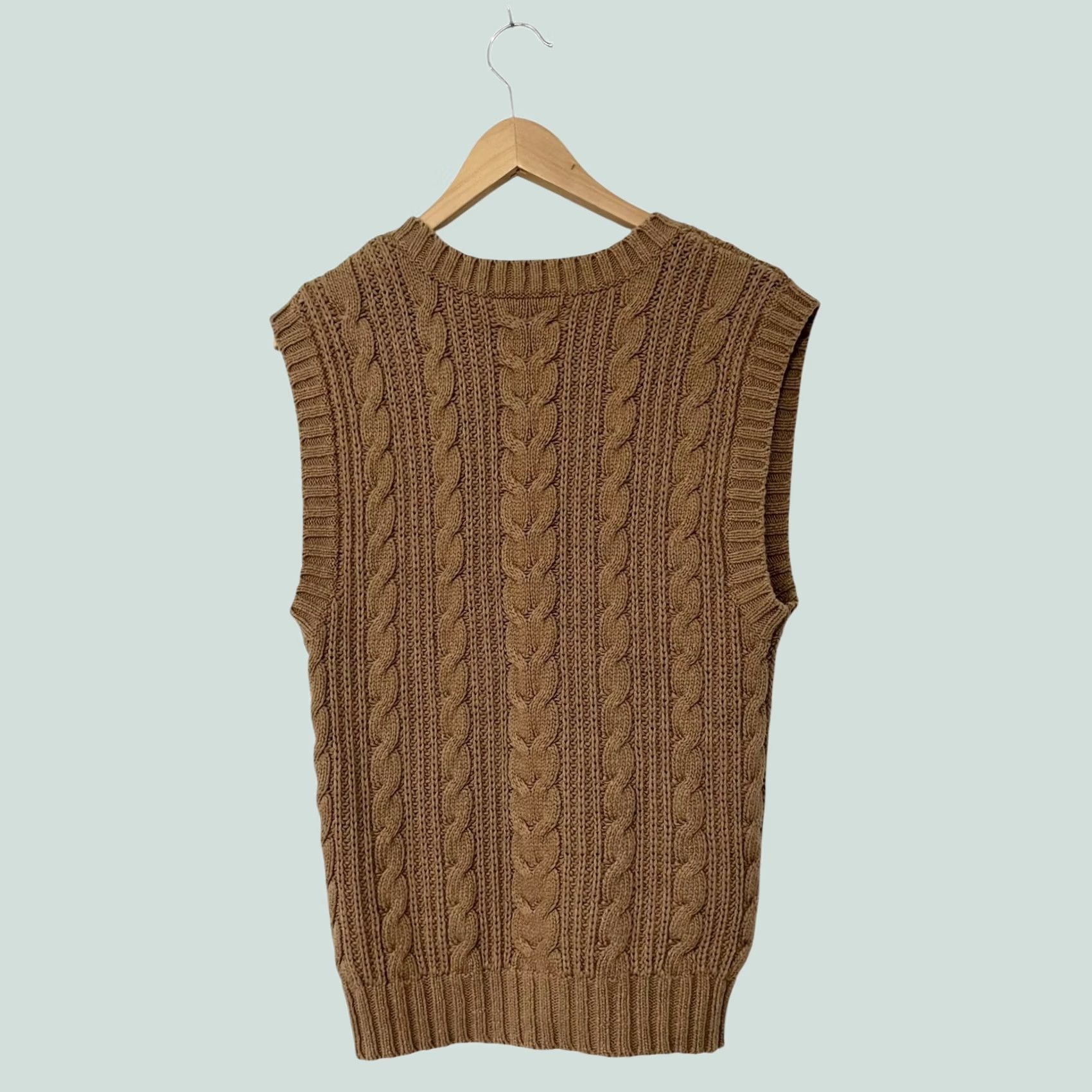 American Eagle Outfitters Womens Cable knit Sweater Vest Tan American Eagle Outfitters M Vest Sleeveless V-Neck Knit 100% Cotton Casual Preppy Size M / US 6-8 / IT 42-44 - 1 Thumbnail