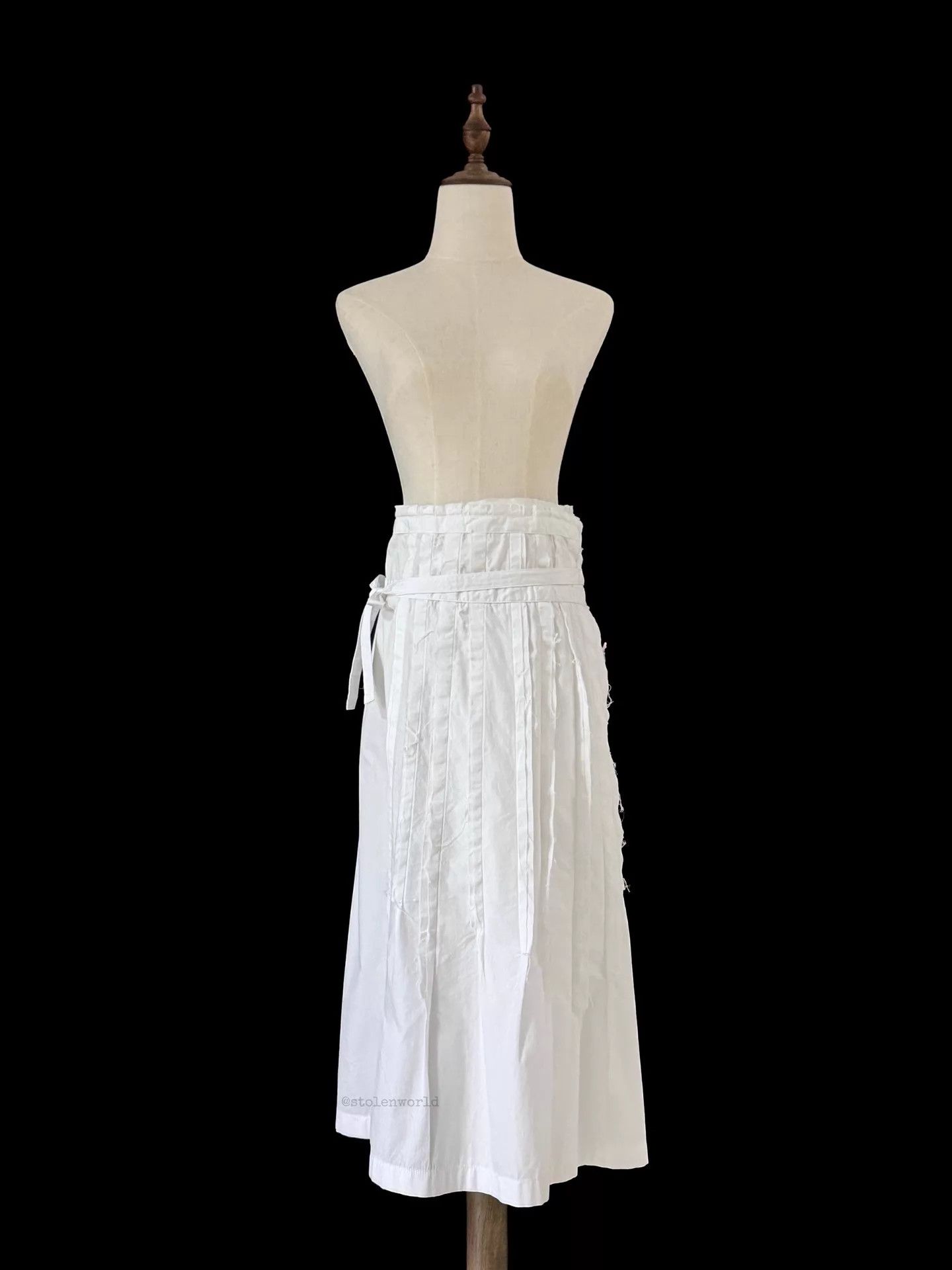 Comme des Garcons Comme des Garçons White Pleated Tie Wrap Skirt Size 27" / US 4 / IT 40 - 5 Thumbnail