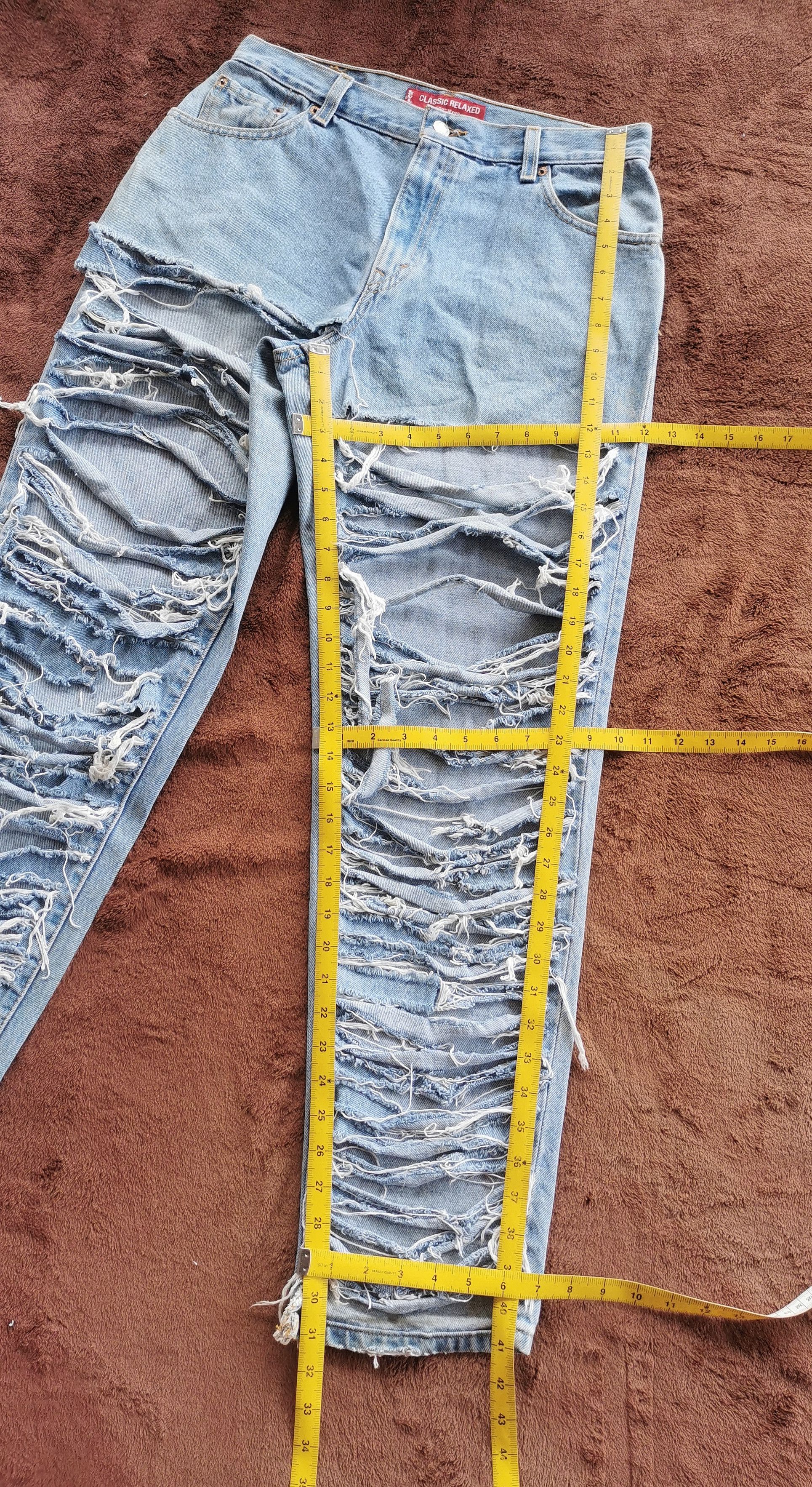 Acne Studios thrashed ripped levis style acne studios Size US 31 - 7 Thumbnail