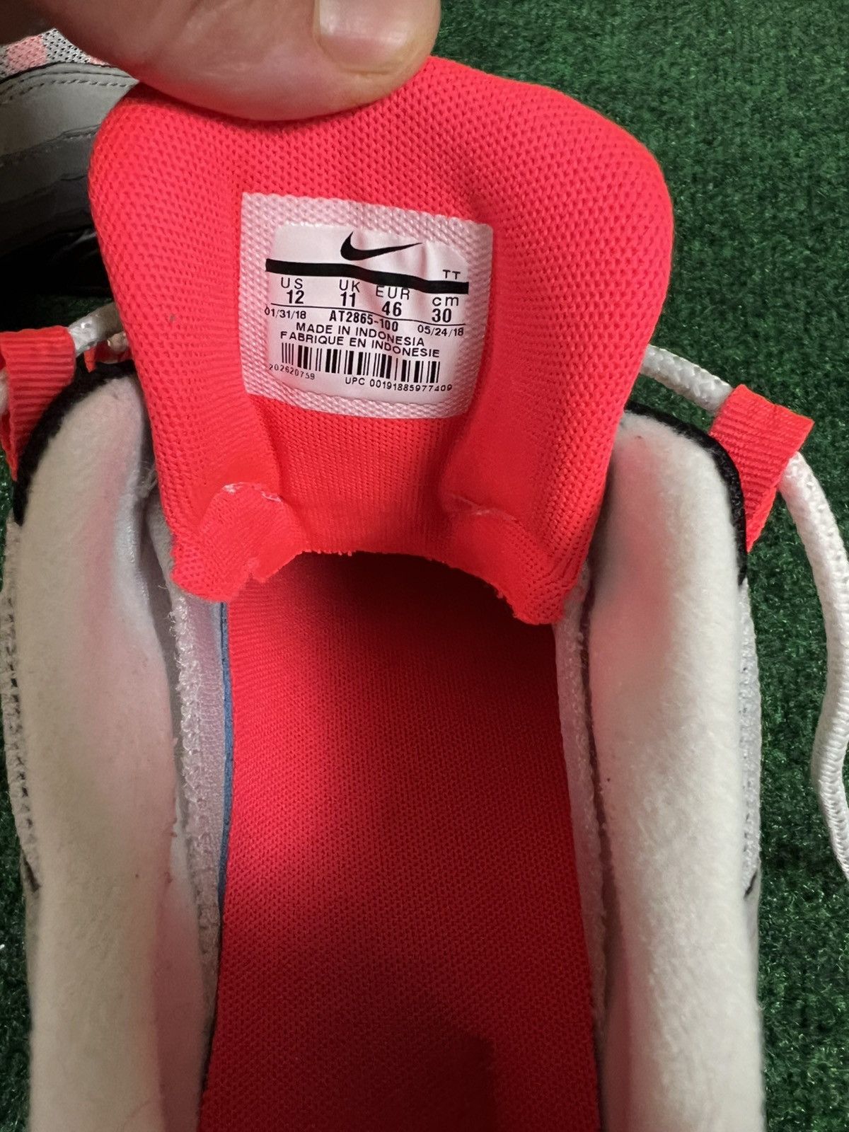 Nike Nike Air Max 95 OG Solar Red White Grey Black Mens Size 12 Size US 12 / EU 45 - 9 Thumbnail