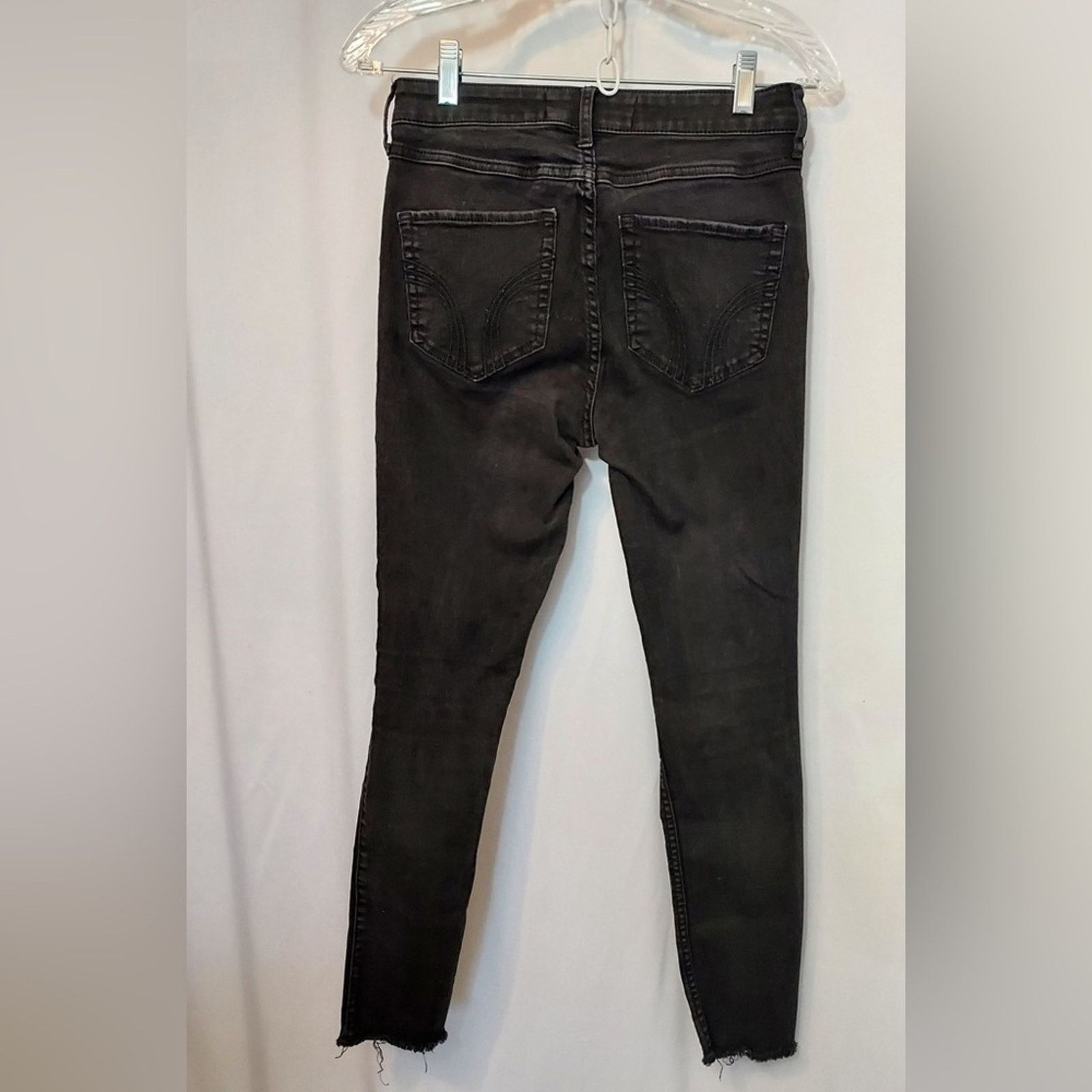 Hollister Hollister Crop High Rise Distressed Skinny Black Denim Jeans Size 28" / US 6 / IT 42 - 10 Thumbnail