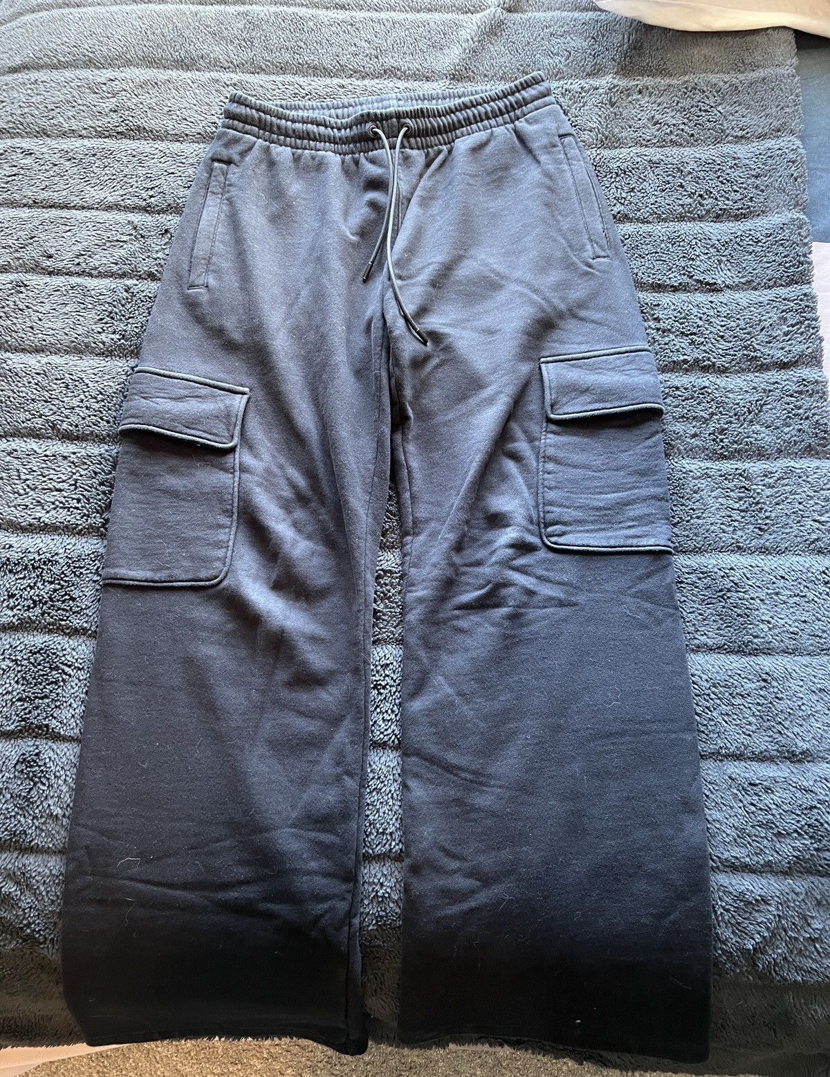 Aritzia Cargo Sweatpants Size 26" / US 2 / IT 38 - 1 Thumbnail