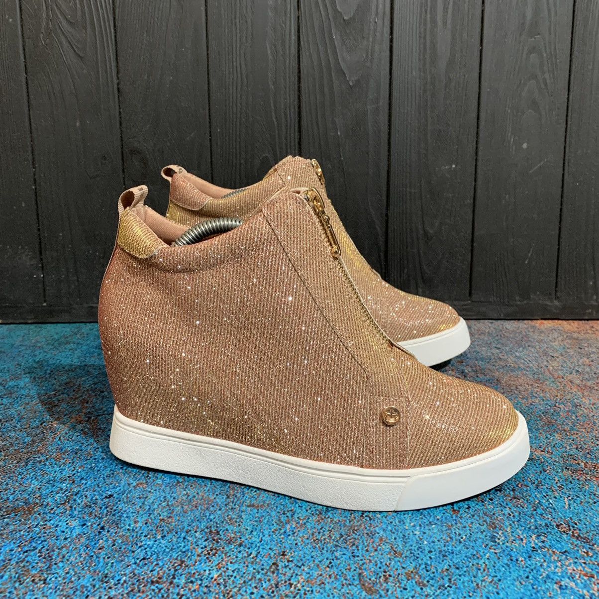 Juicy Couture Juicy Couture Platform Sneakers Size 7 Size US 7 / IT 37 - 3 Thumbnail