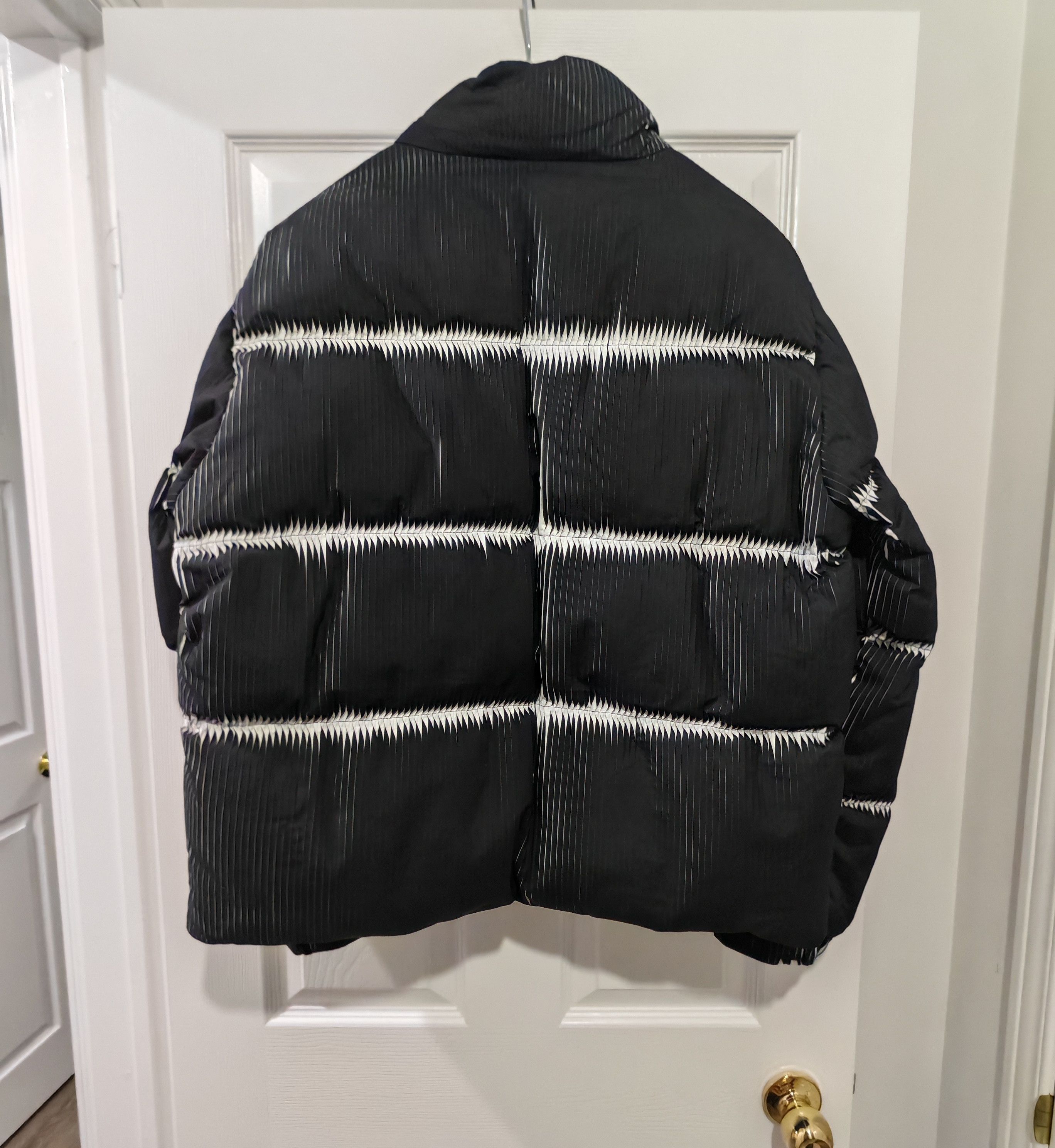 Sixth June Paris Pleated Two Tone Puffer Jacket - UNISEX Size US M / EU 48-50 / 2 - 13 Thumbnail