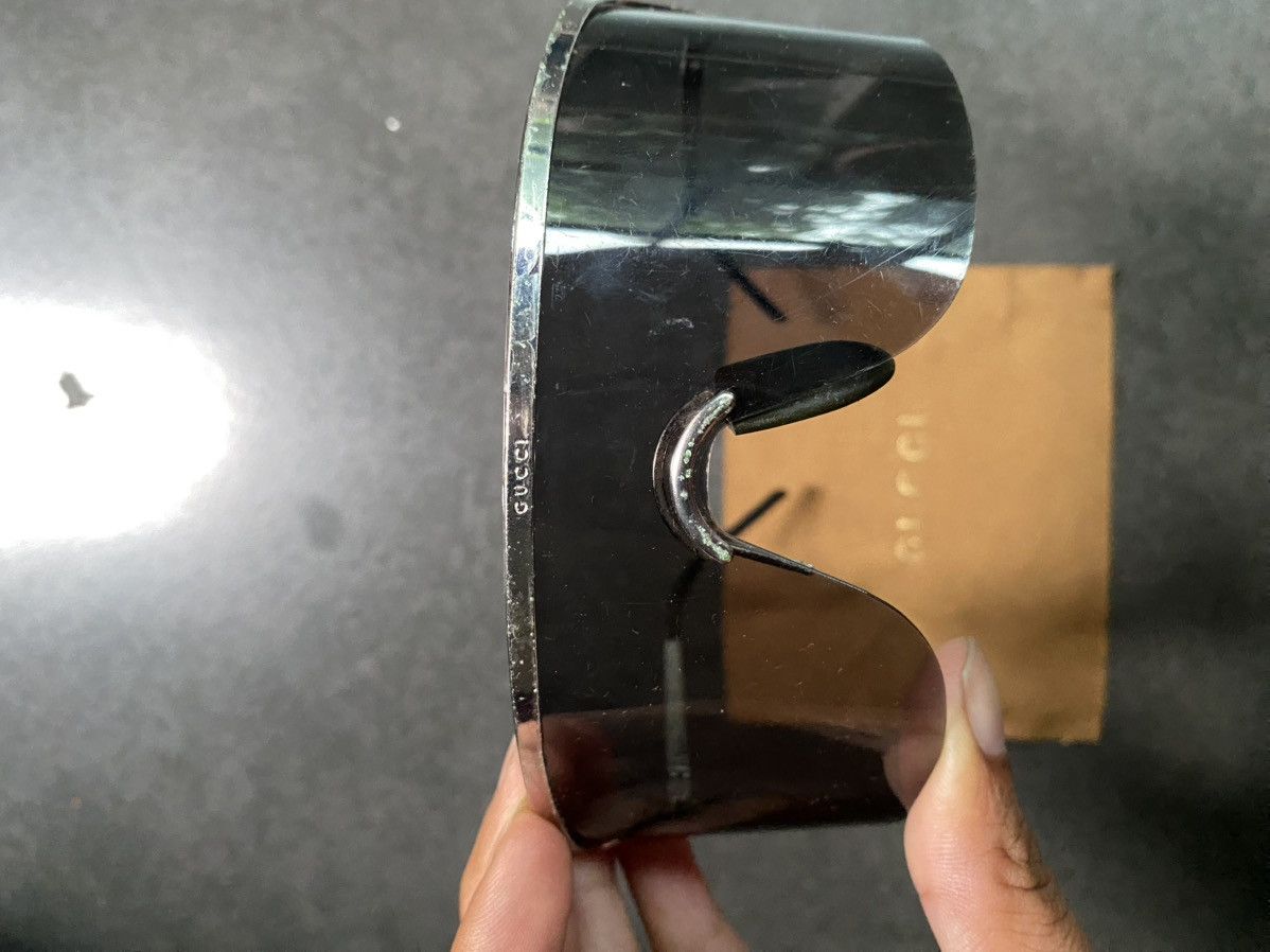 Gucci Aaliyah's Vintage 2001 Gucci GG 1651/S Sunglasses Size ONE SIZE - 7 Thumbnail