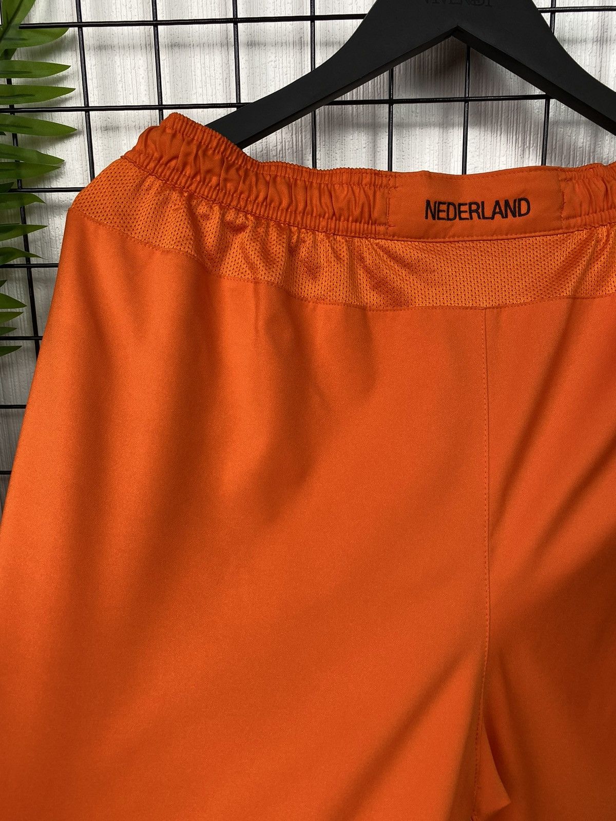Nike × Vintage Holland KNVB Netherlands NiKe Shorts XL Soccer Orange Men’s Size US 36 / EU 52 - 13 Thumbnail