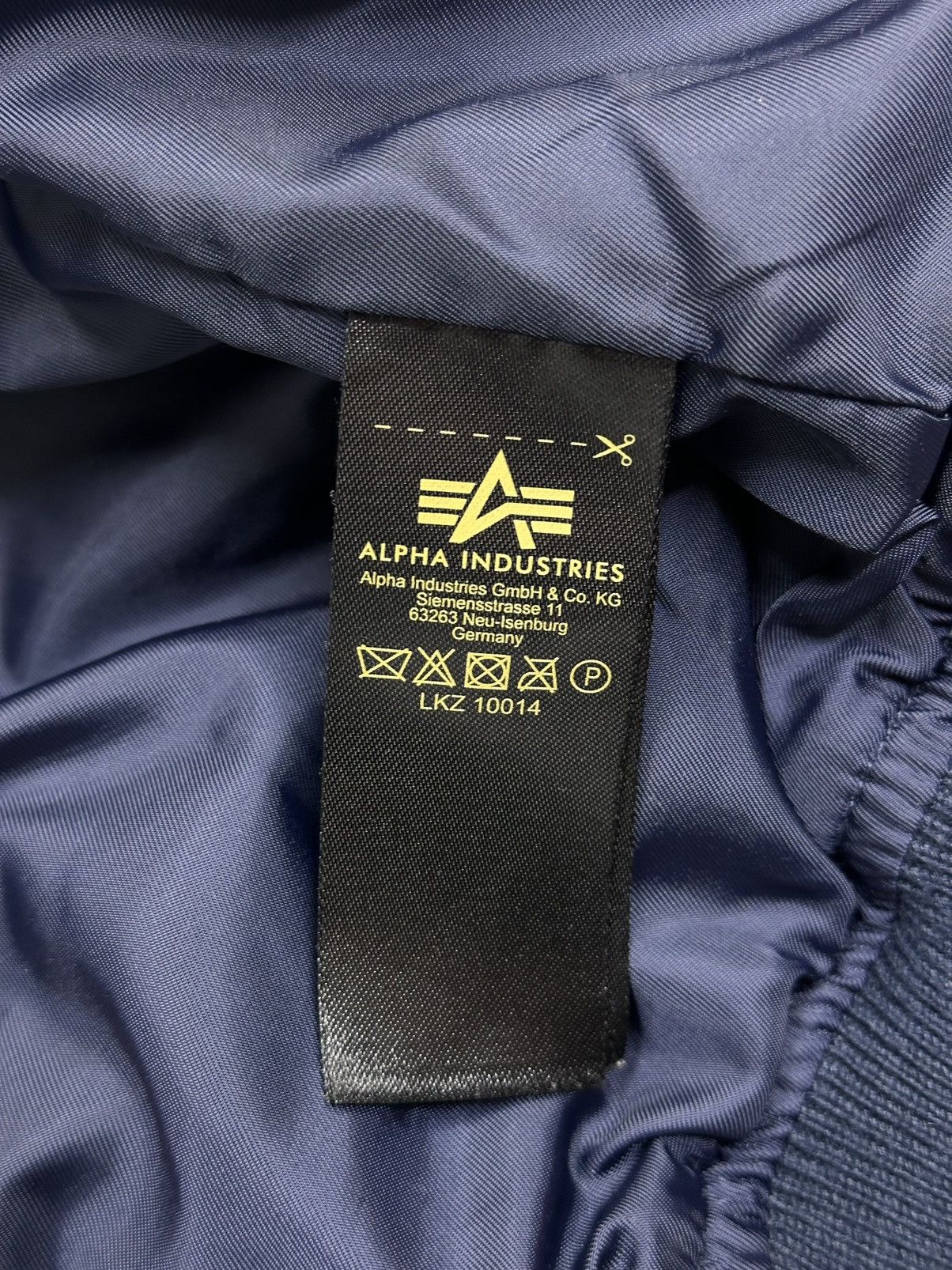 14th Addiction Vintage Wow😻 Bombers MA-1 Alpha Industries IFSIXWASNINE Y2K Size US M / EU 48-50 / 2 - 10 Thumbnail