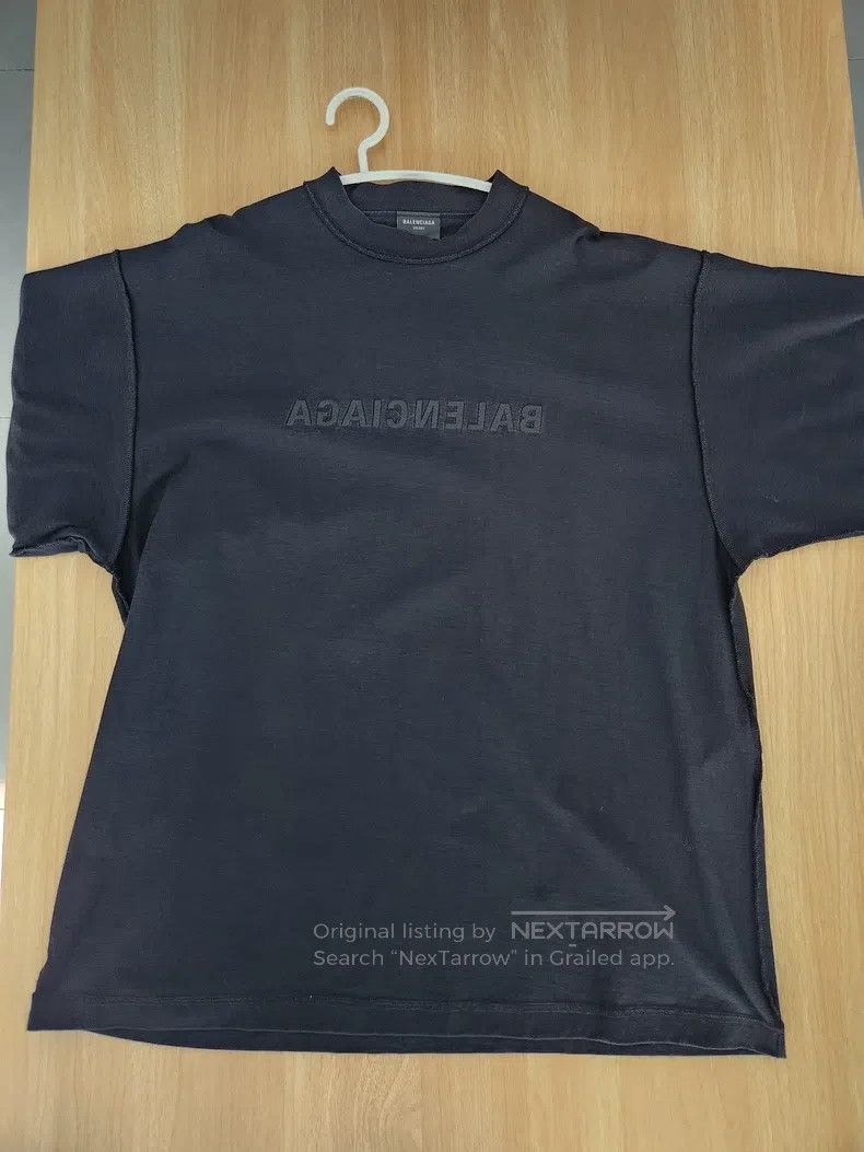 Balenciaga Balenciaga Embroidered Logo Short Sleeve Size US S / EU 44-46 / 1 - 1 Thumbnail