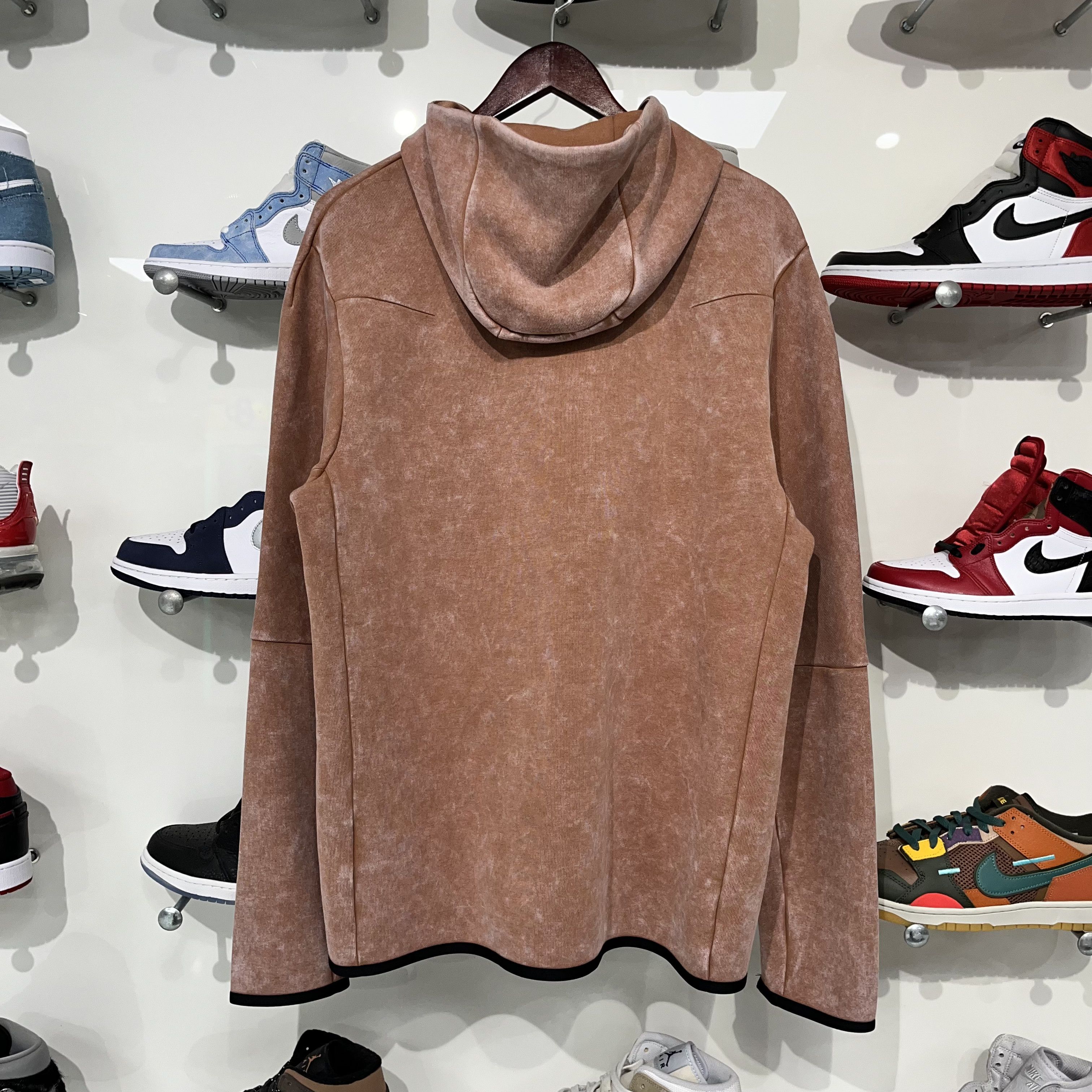 Nike Nike Tech Fleece Full-Zip Hoodie Mineral Clay/Black Size US L / EU 52-54 / 3 - 2 Thumbnail