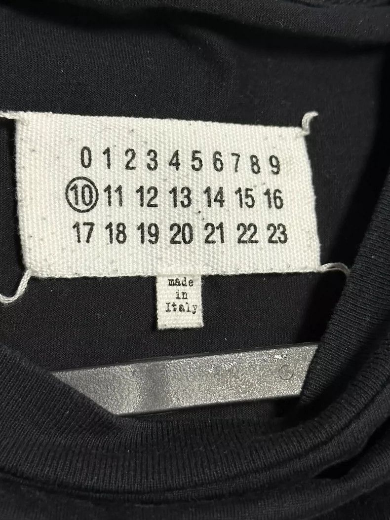 Maison Margiela Maison Margiela Robot short sleeves Size US M / EU 48-50 / 2 - 4 Thumbnail