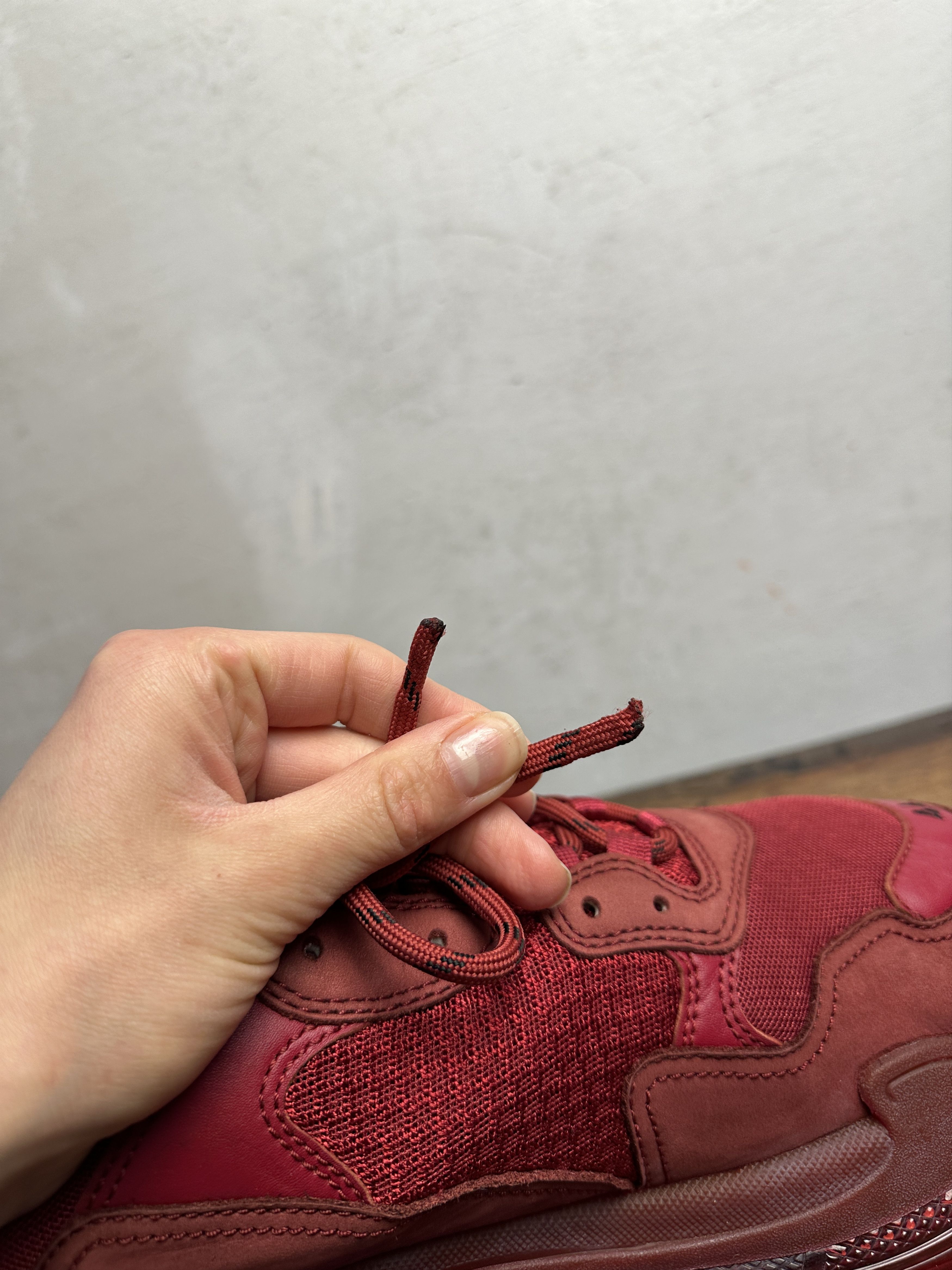 Balenciaga Balenciaga Triple S Clear Sole Red Size US 11 / EU 44 - 15 Thumbnail
