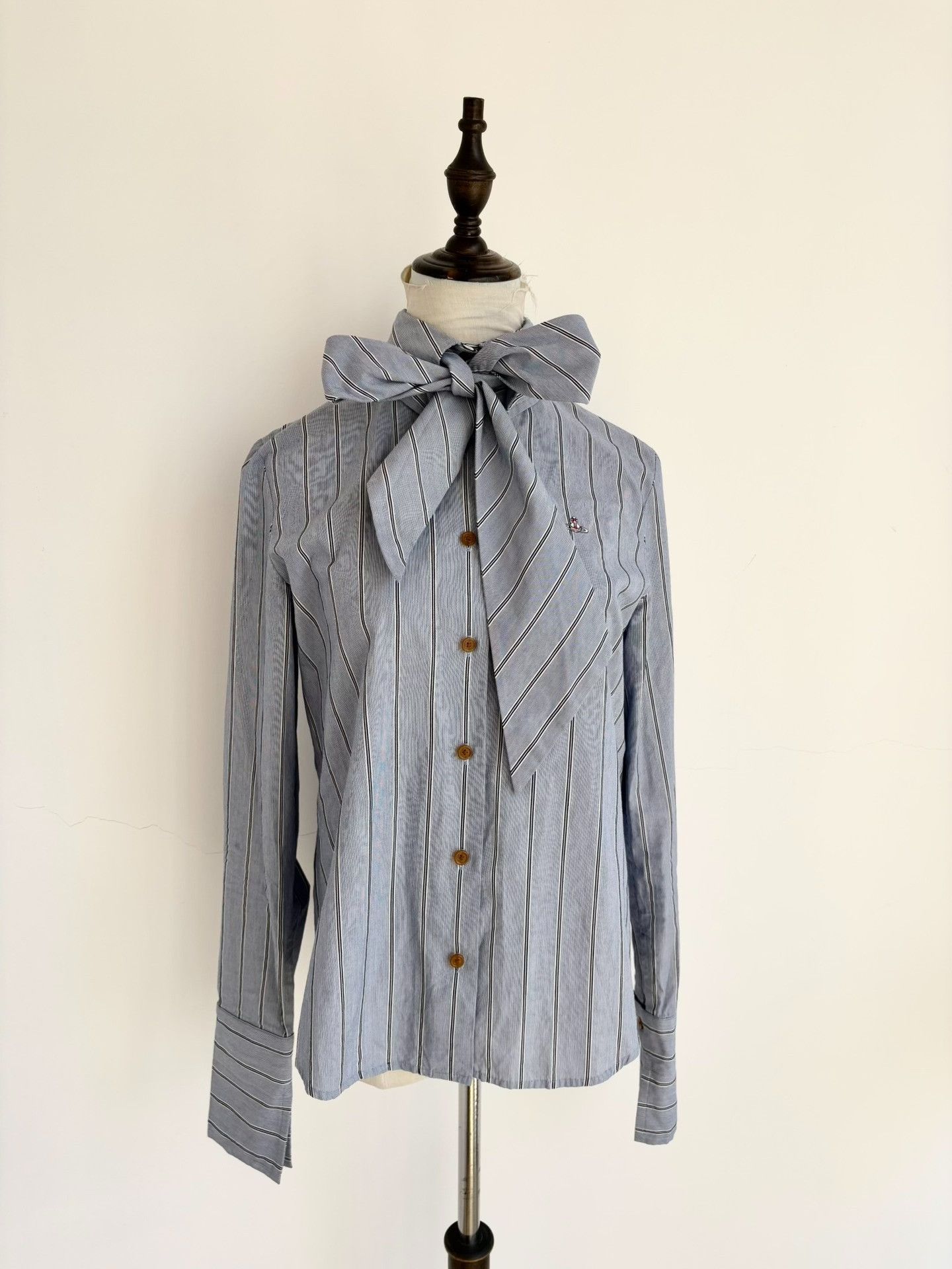 Vivienne Westwood Vivienne Westwood Vintage Blue Stripe Bow Shirt Size L / US 10 / IT 46 - 1 Thumbnail