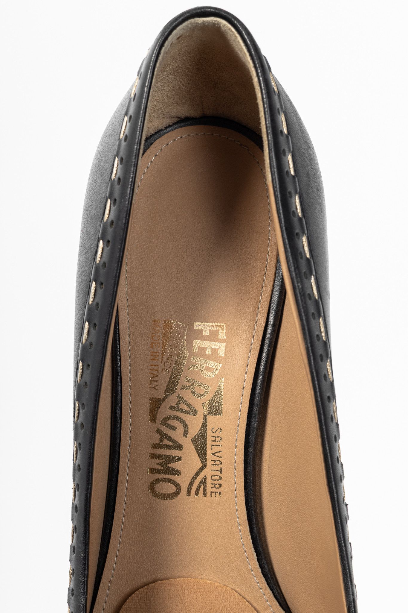Salvatore Ferragamo Salvatore Ferragamo Fele Gancino Stitched Block-Heel Pumps Size US 10 / IT 40 - 10 Thumbnail