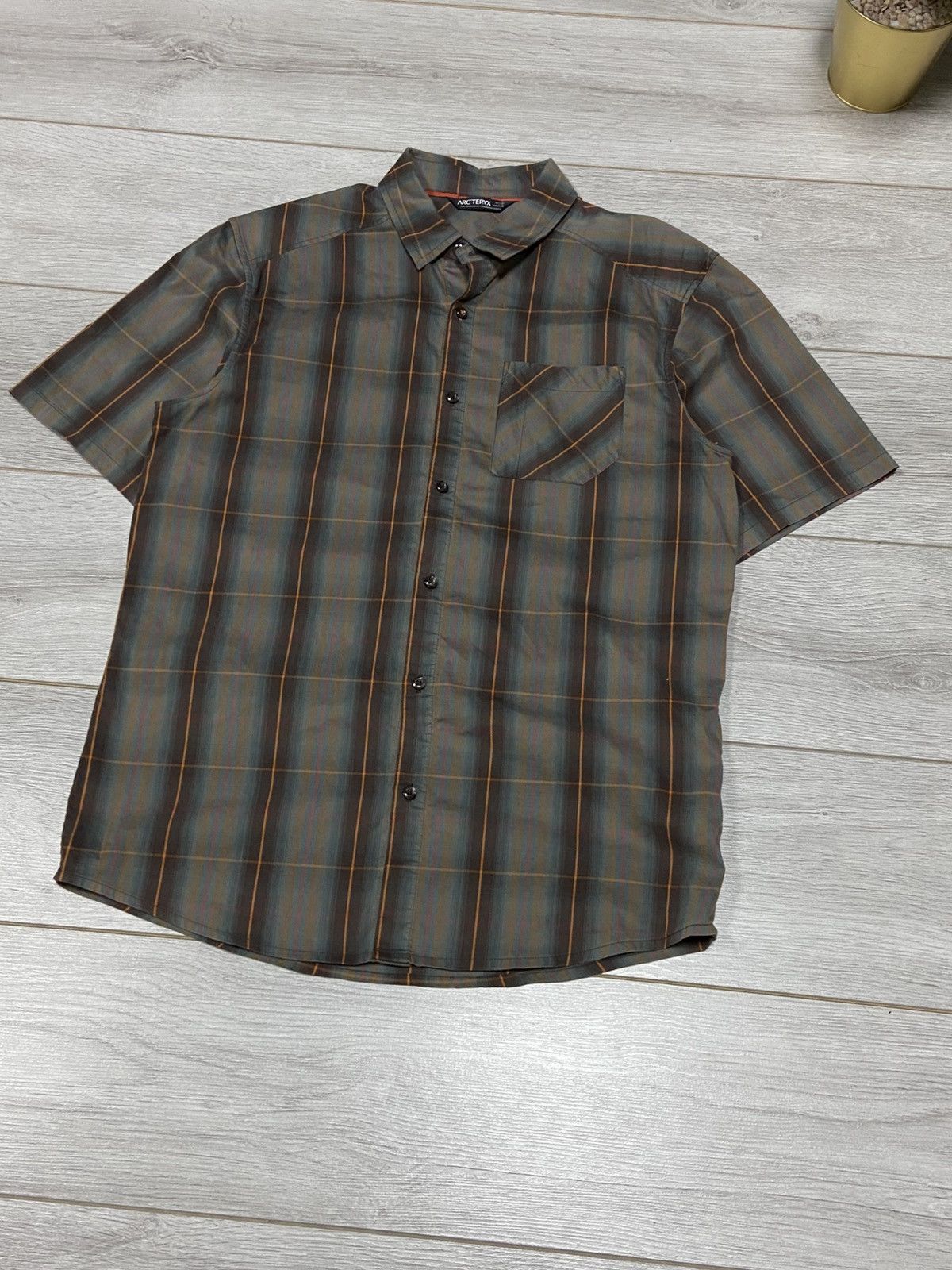 Arc'teryx Arcteryx bird shirt buttons check pockets Size US M / EU 48-50 / 2 - 11 Thumbnail