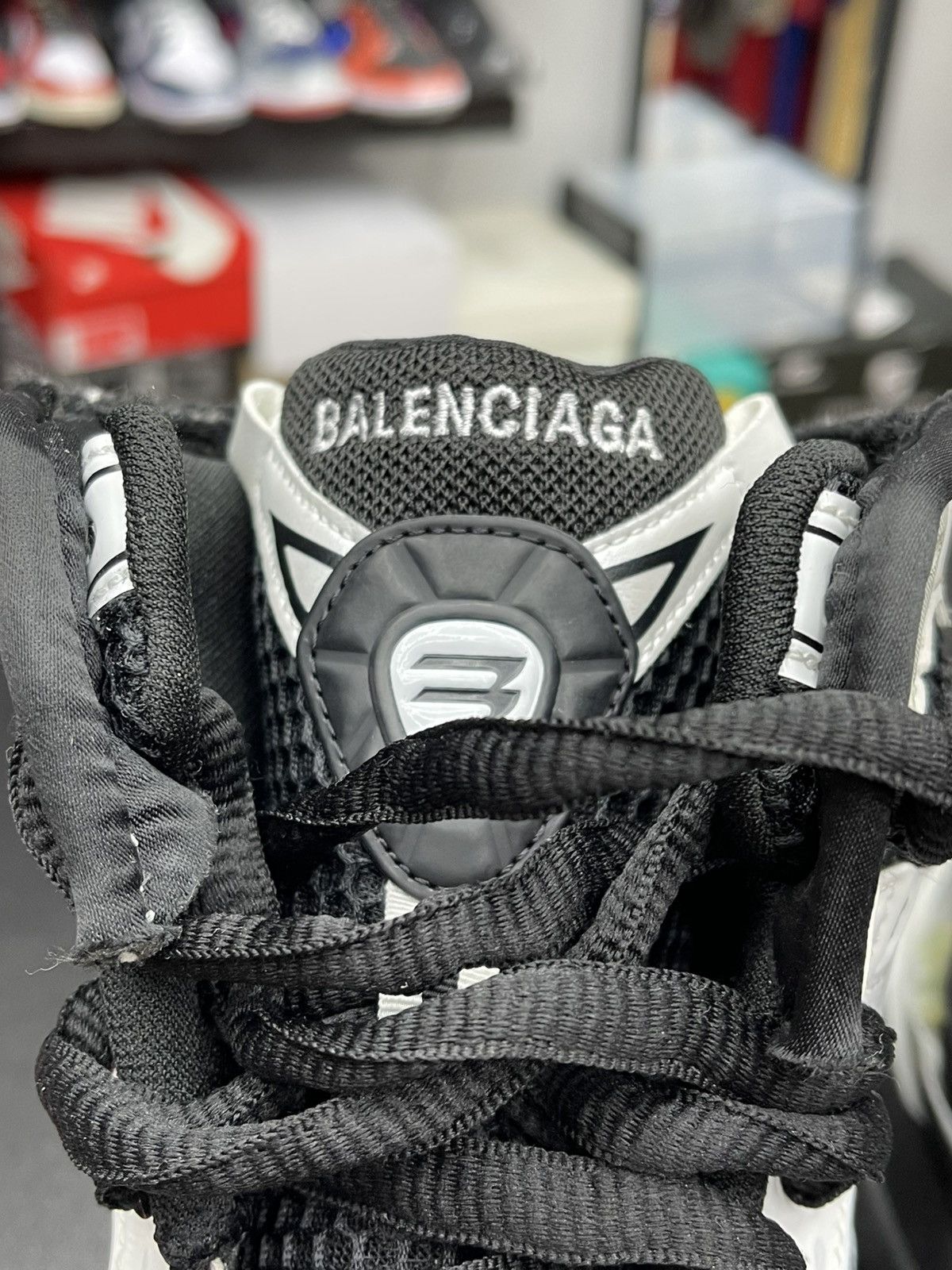 Balenciaga Size 11US/44EU - Balenciaga High Top Sneaker Black Size US 11 / EU 44 - 6 Thumbnail