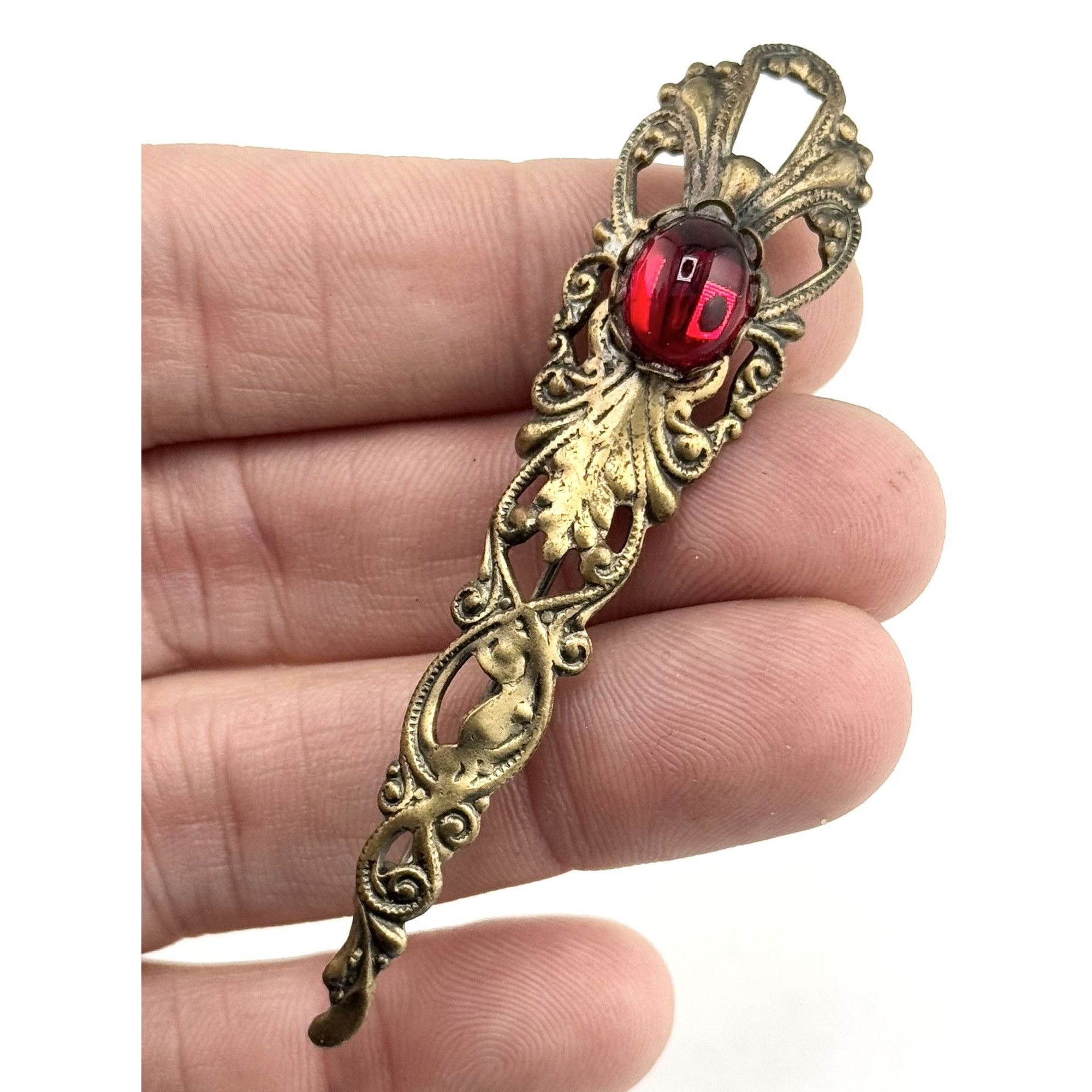 Vintage Vintage red glass brass Victorian floral filigree brooch pin Size ONE SIZE - 2 Thumbnail
