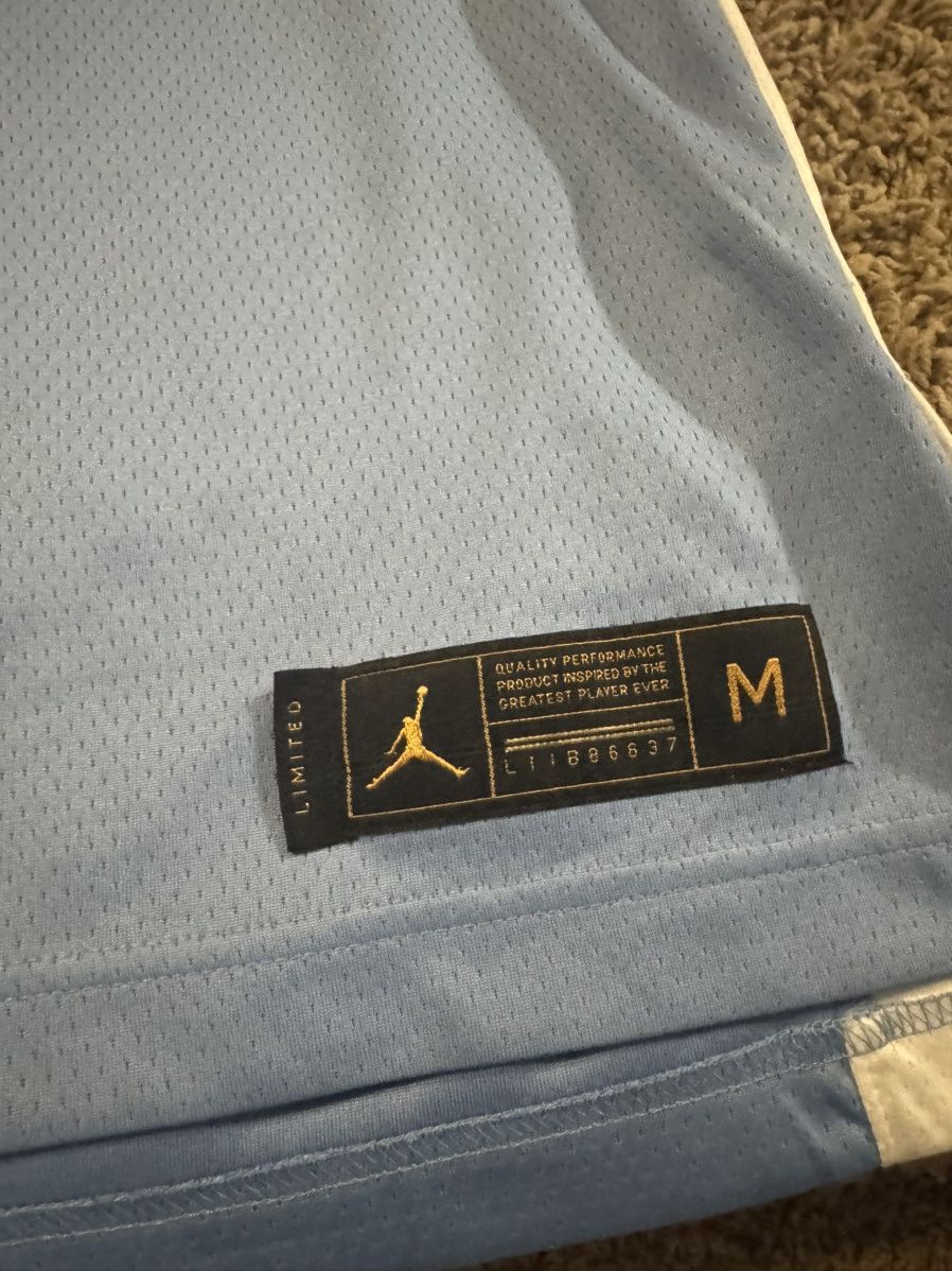 Jordan Brand Unc Jordan elite jersey. Size US M / EU 48-50 / 2 - 2 Thumbnail
