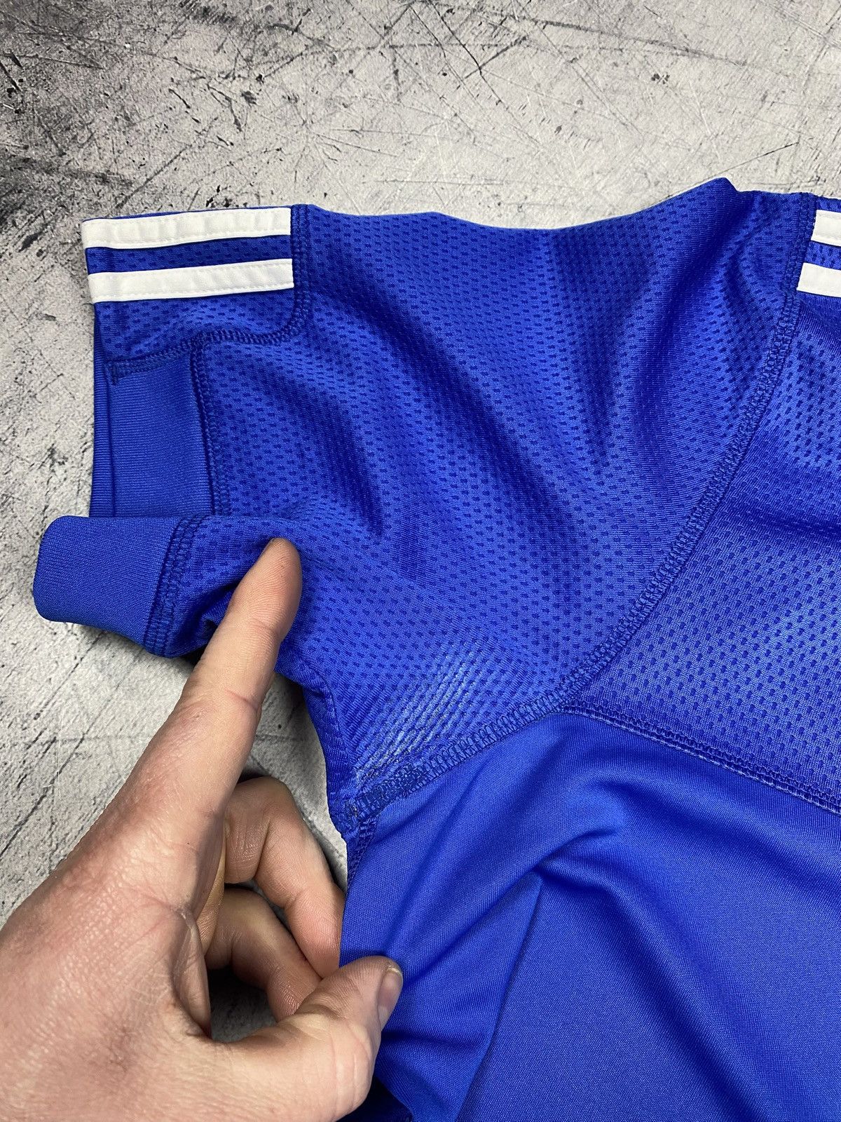 Adidas Chelsea FC 2009/10 Adidas Home Jersey – Samsung – Size L Size US L / EU 52-54 / 3 - 10 Thumbnail