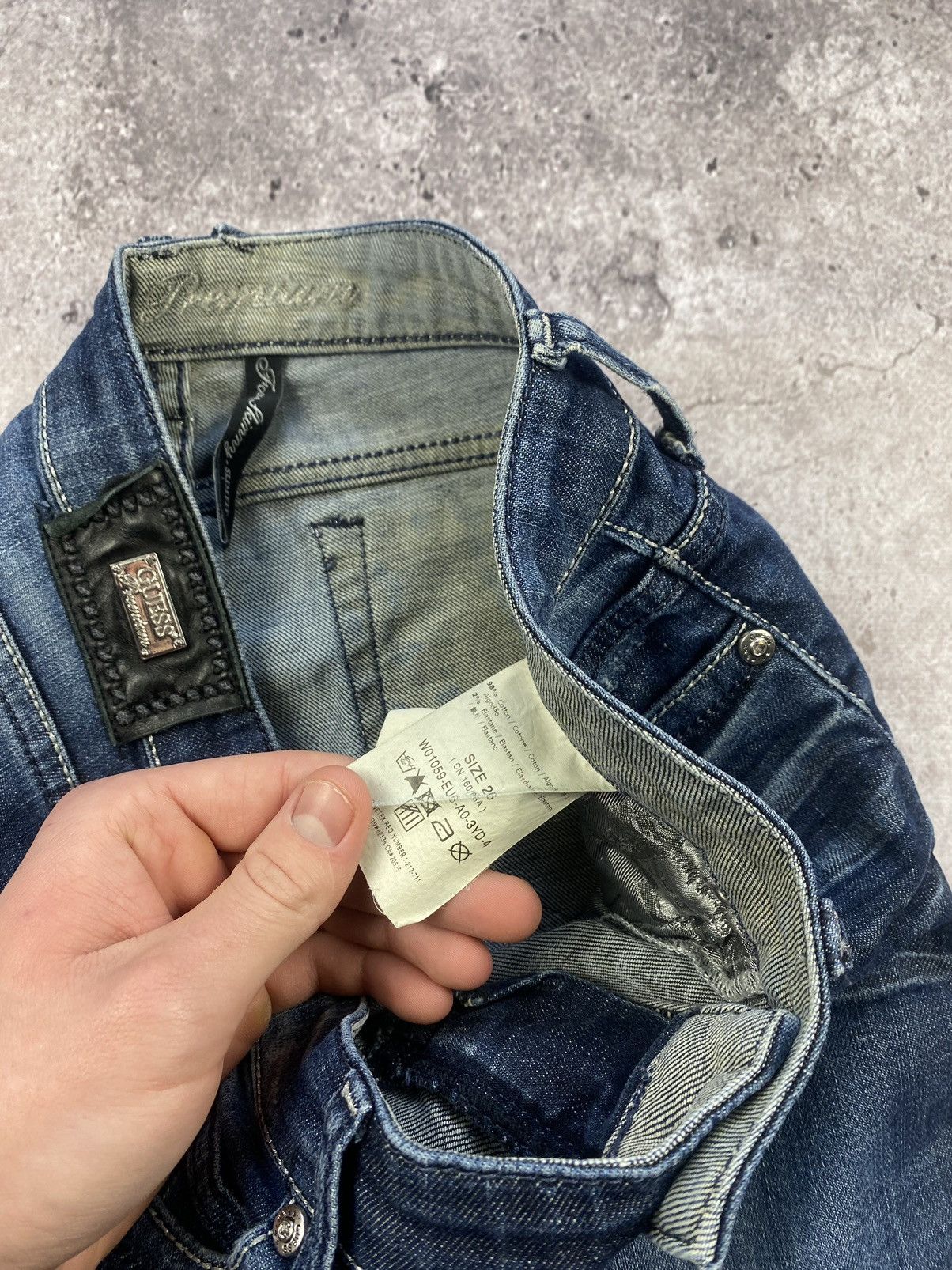Guess MADE IN USA Guess flare jeans denim y2k VINTAGE crystal deni Size 26" / US 2 / IT 38 - 7 Thumbnail
