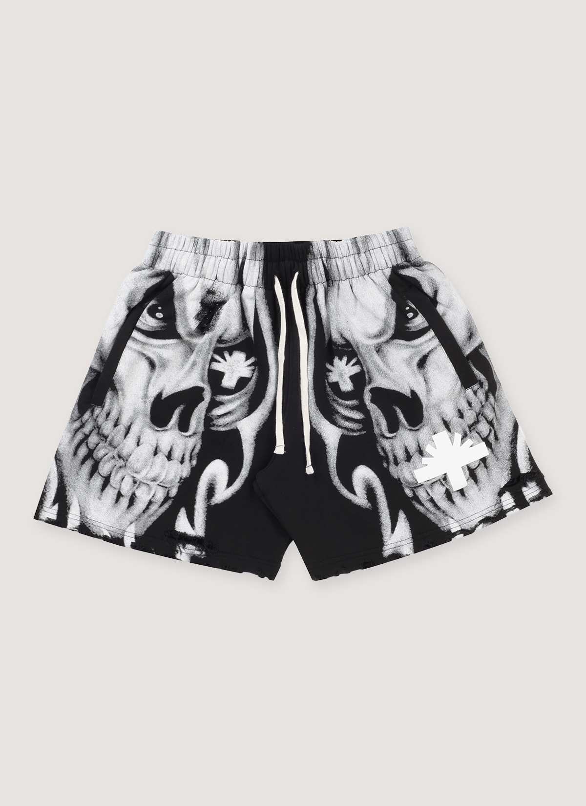 Vertabrae Skull Face Shorts Black White Size US 30 / EU 46 - 1 Thumbnail