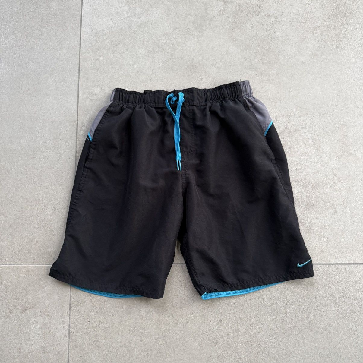 Nike Nike Swimsuit Size US 31 - 1 Thumbnail